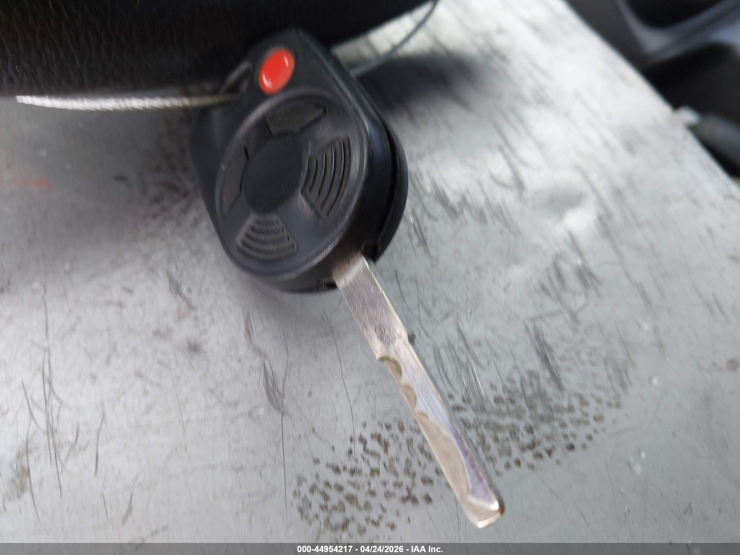 FORD ESCAPE image 11