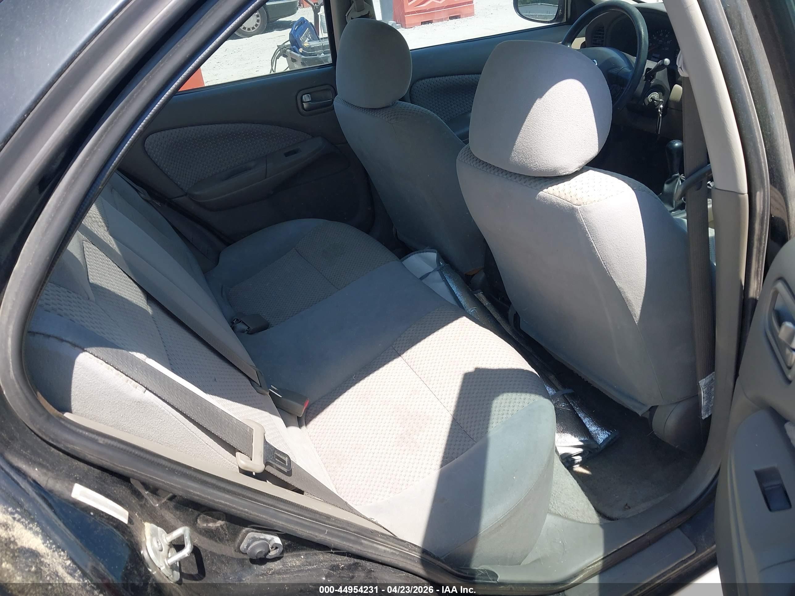 NISSAN SENTRA image 8