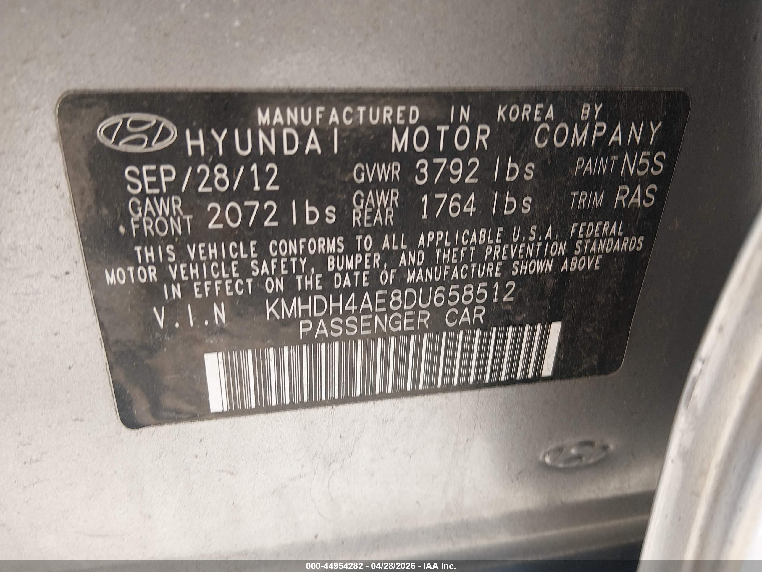 HYUNDAI ELANTRA image 9