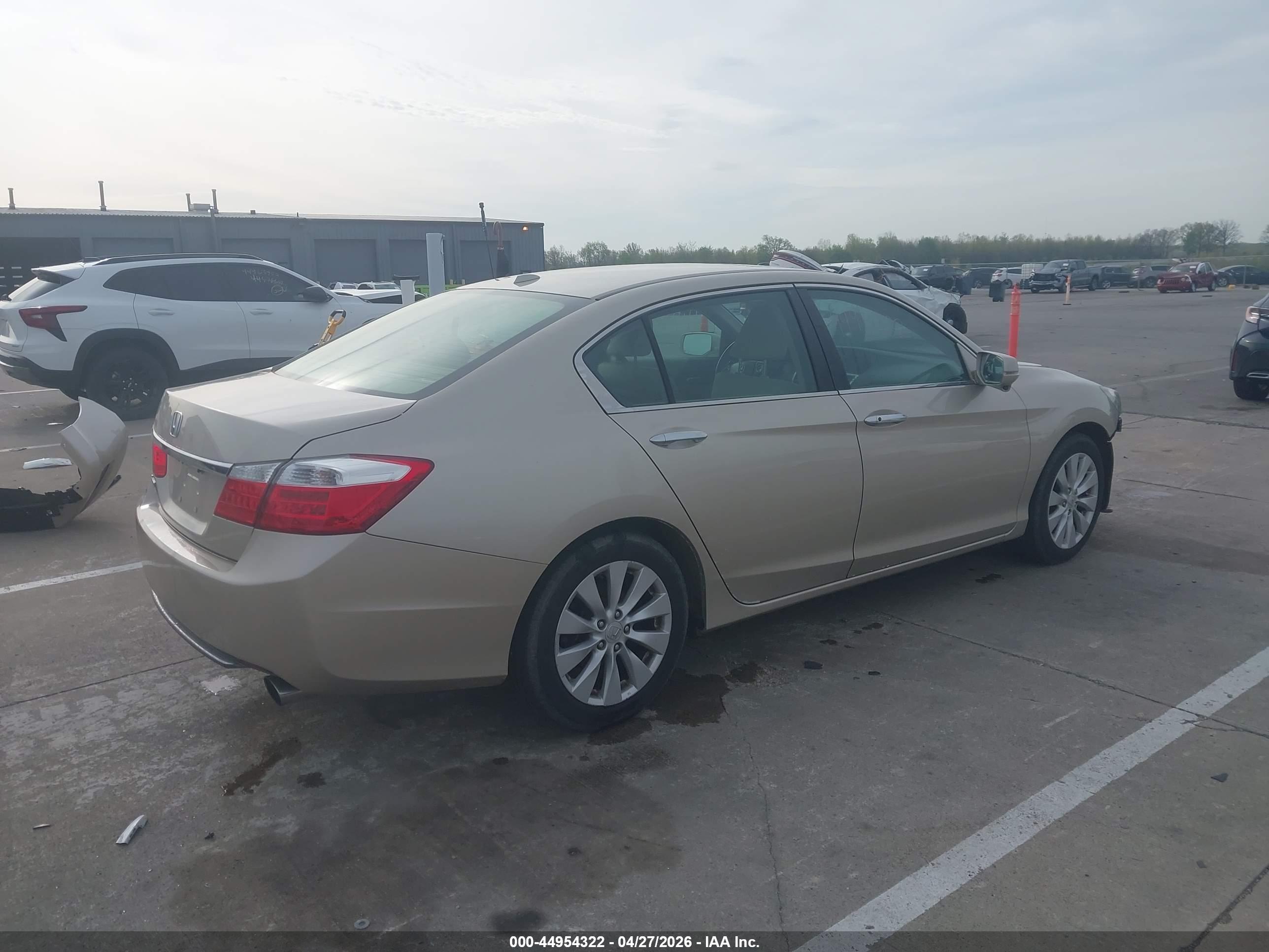 HONDA ACCORD image 4