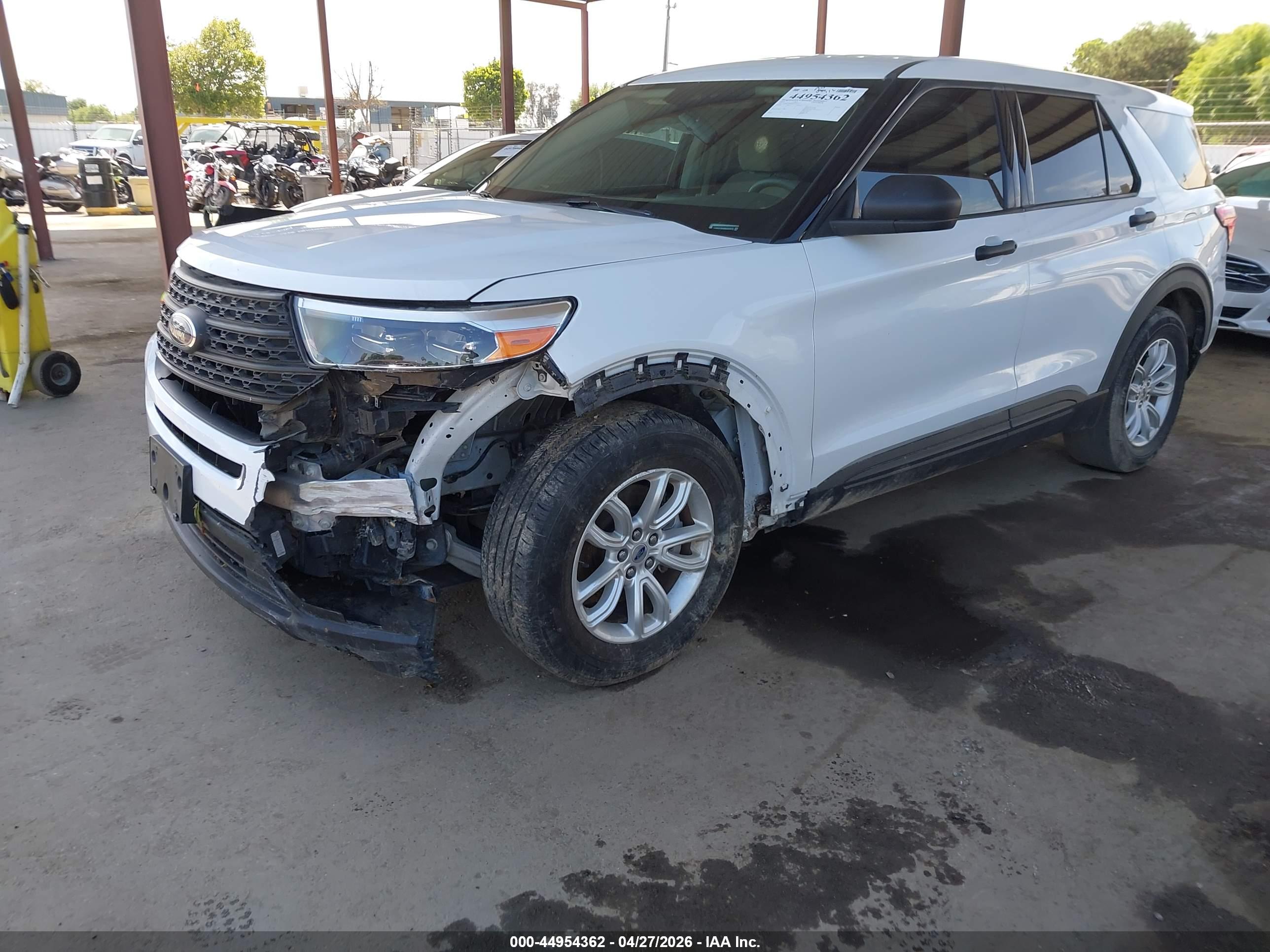 FORD EXPLORER image 2