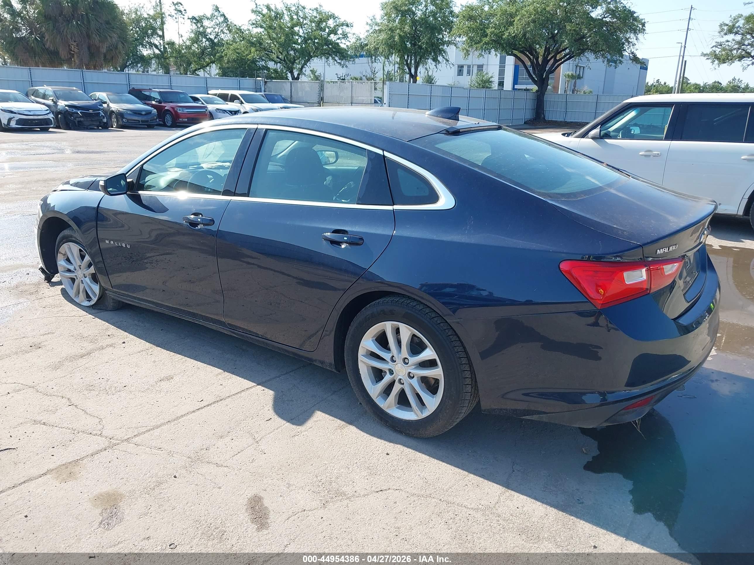 CHEVROLET MALIBU image 3