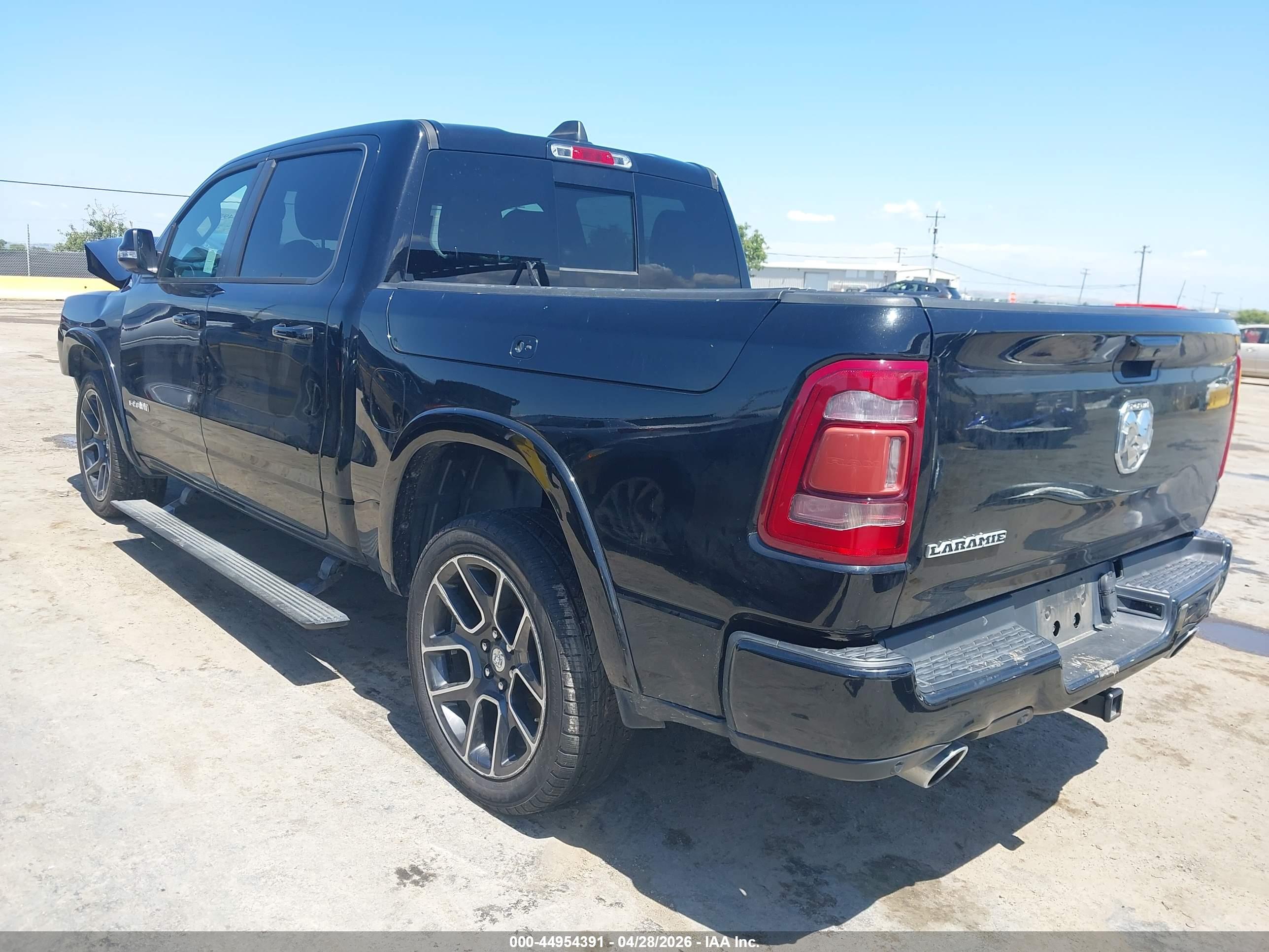 RAM 1500 image 3