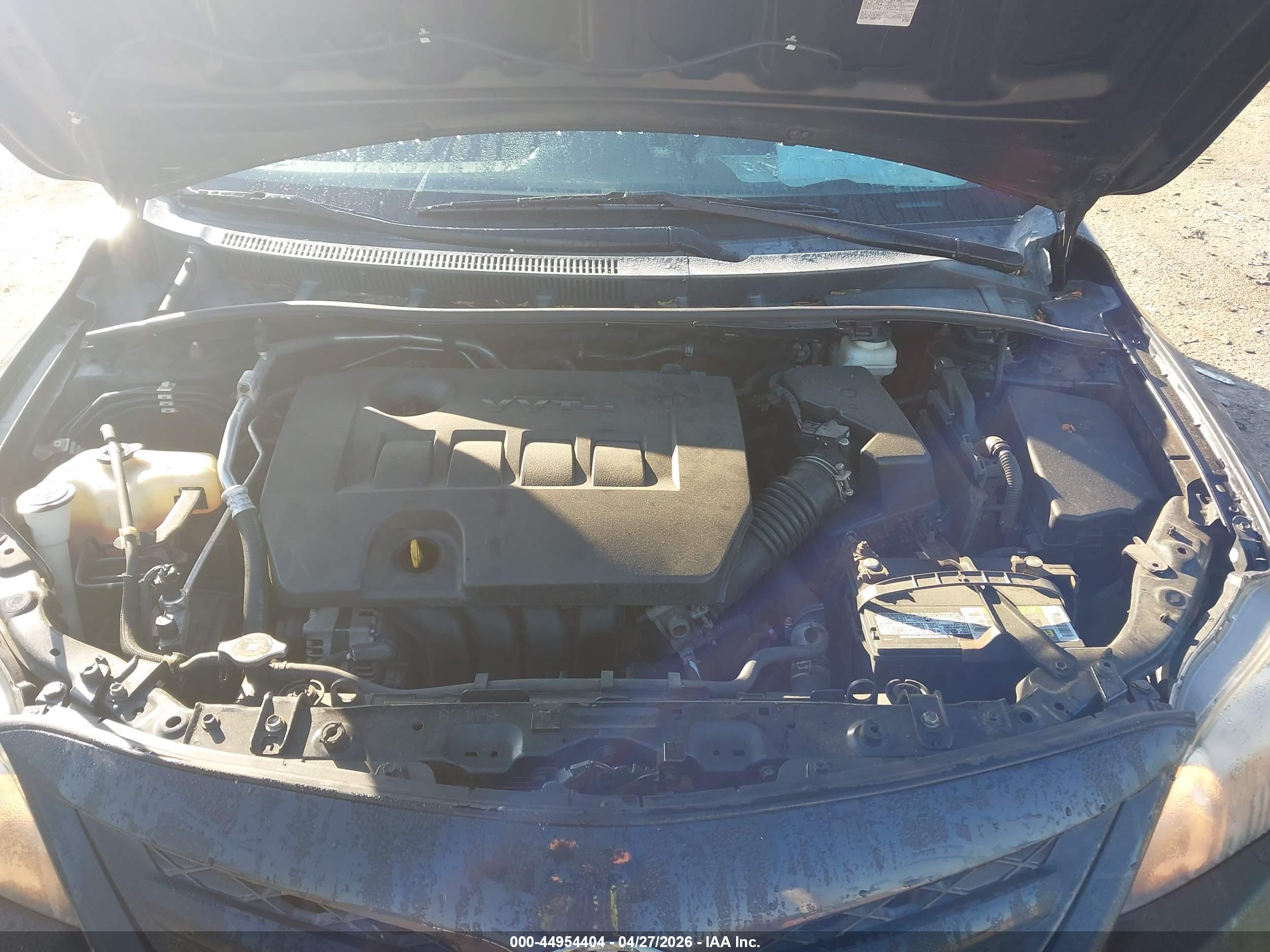 TOYOTA COROLLA image 10