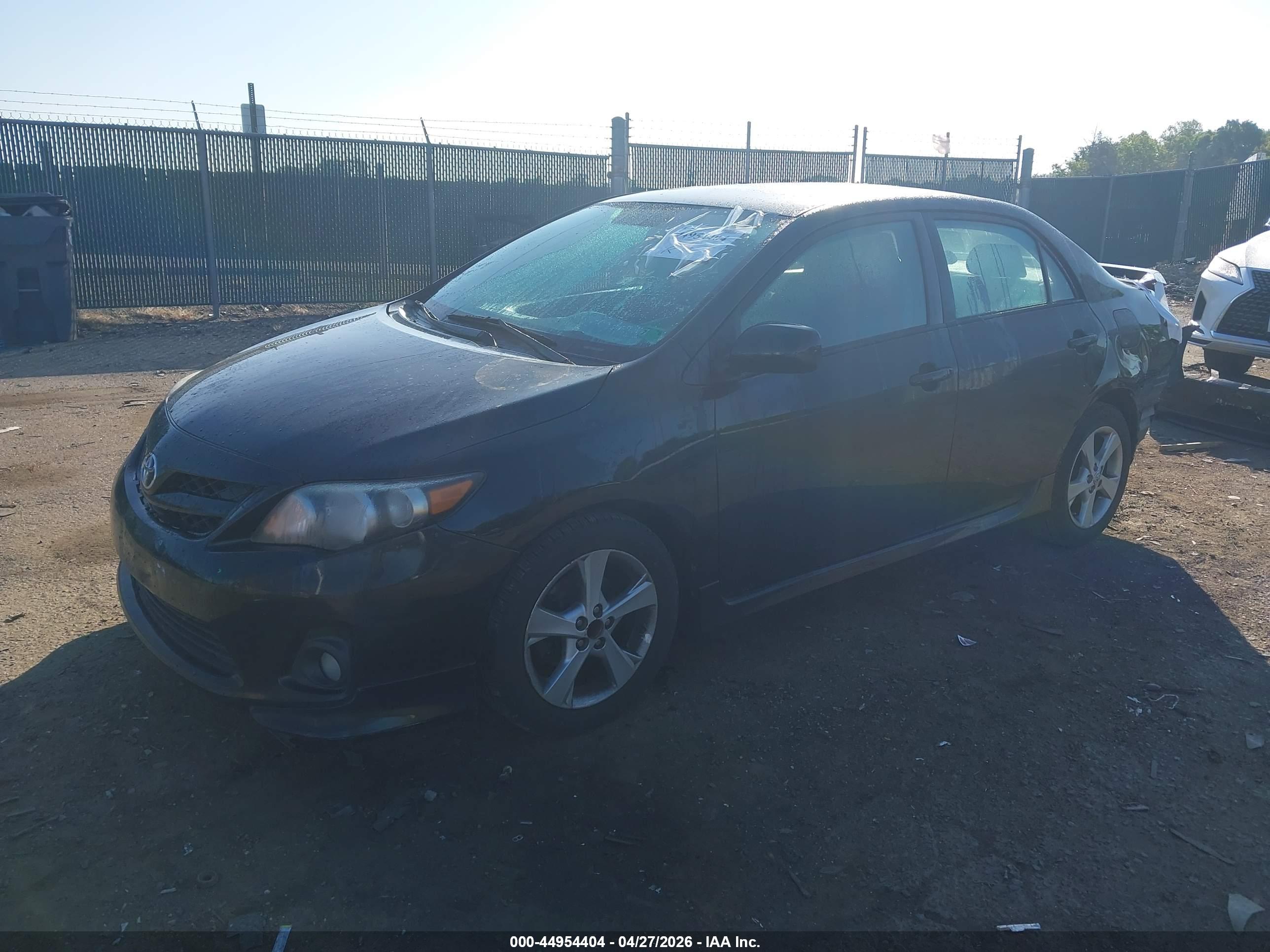 TOYOTA COROLLA image 2