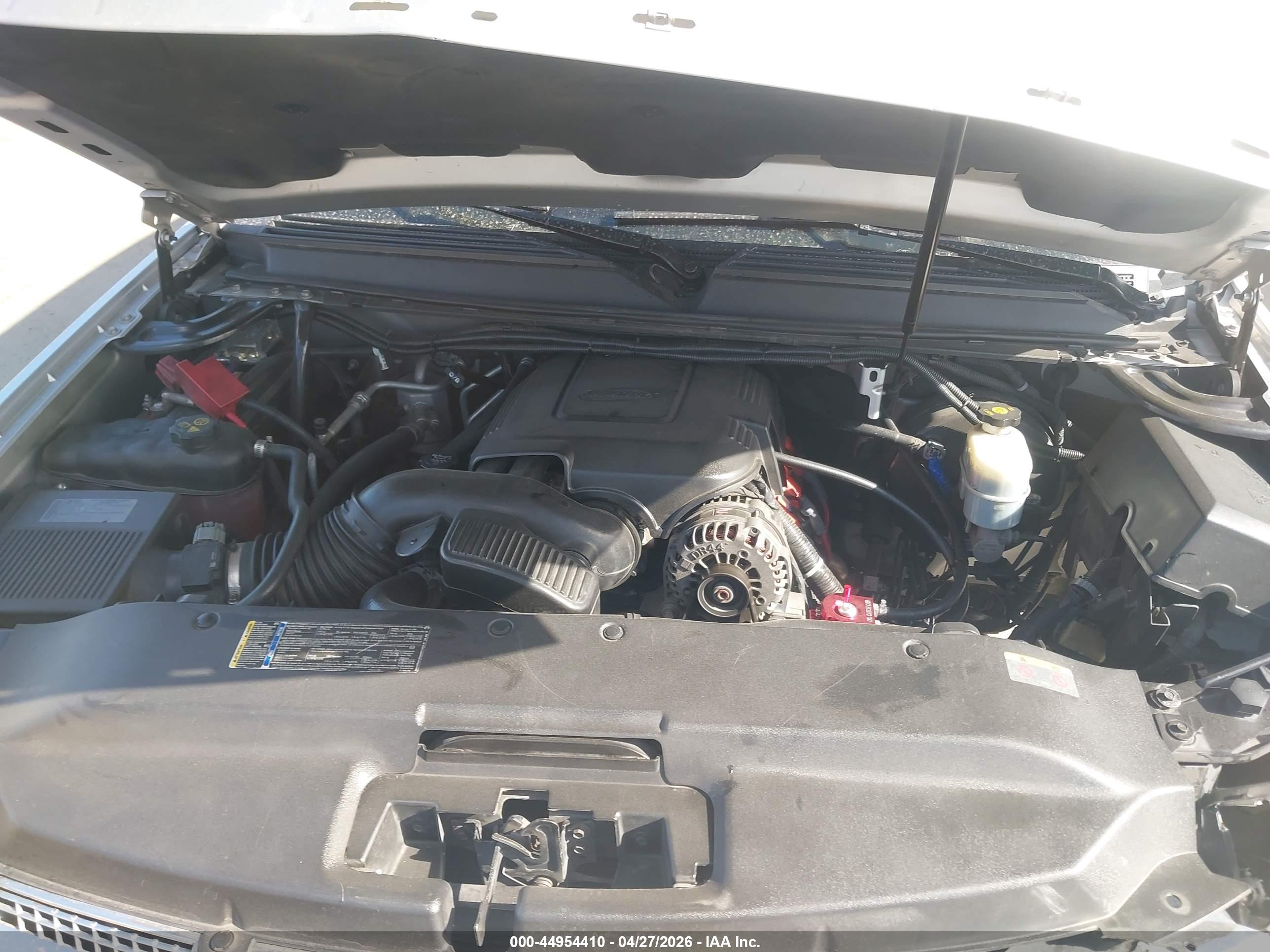 CADILLAC ESCALADE image 10