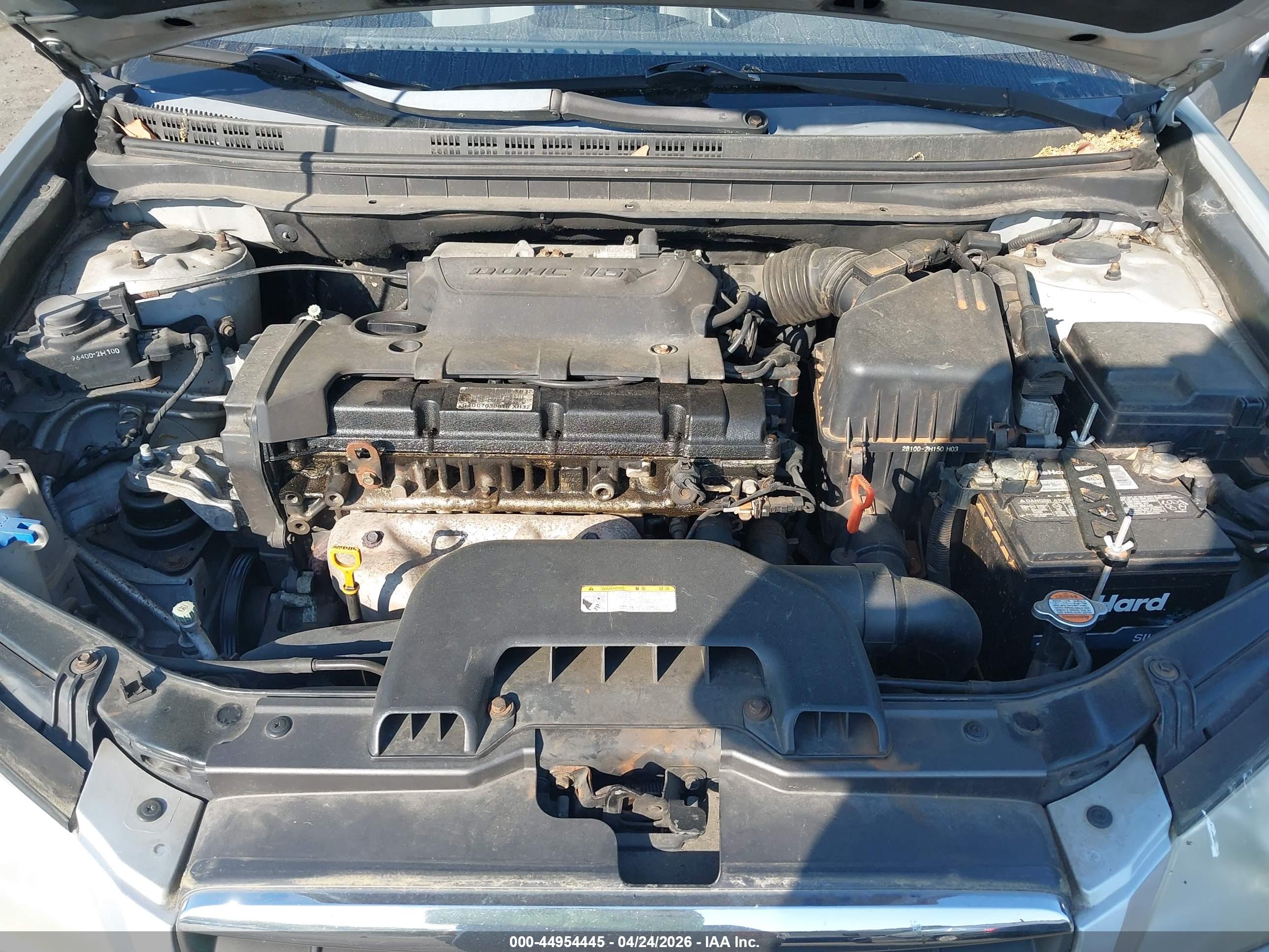 HYUNDAI ELANTRA image 10