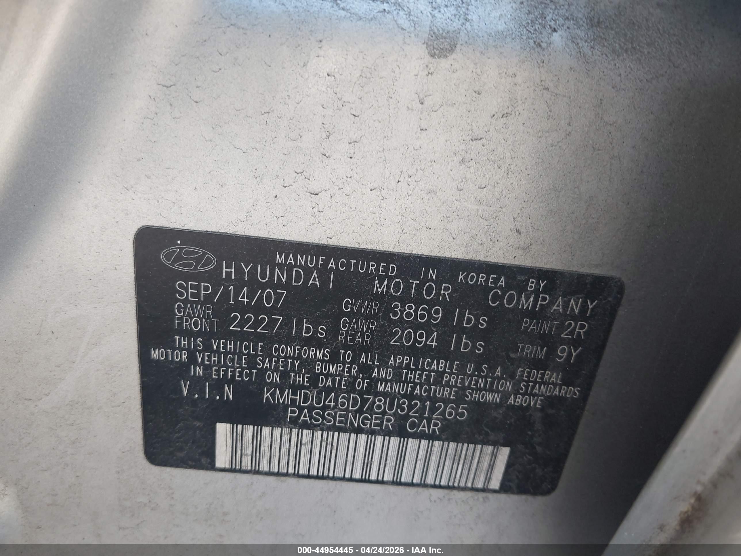 HYUNDAI ELANTRA image 9