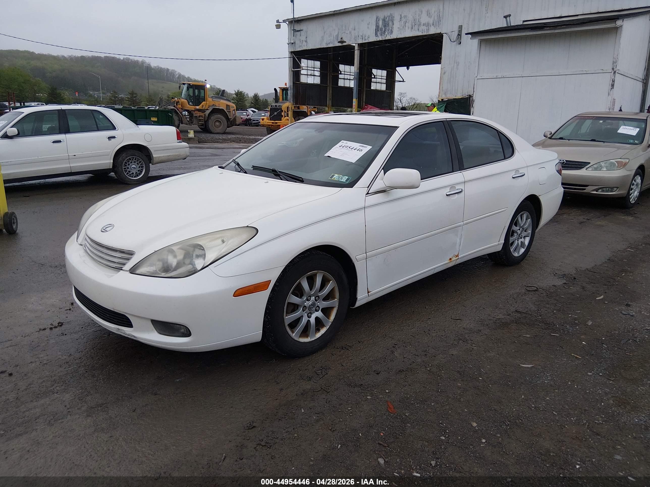 LEXUS ES image 2