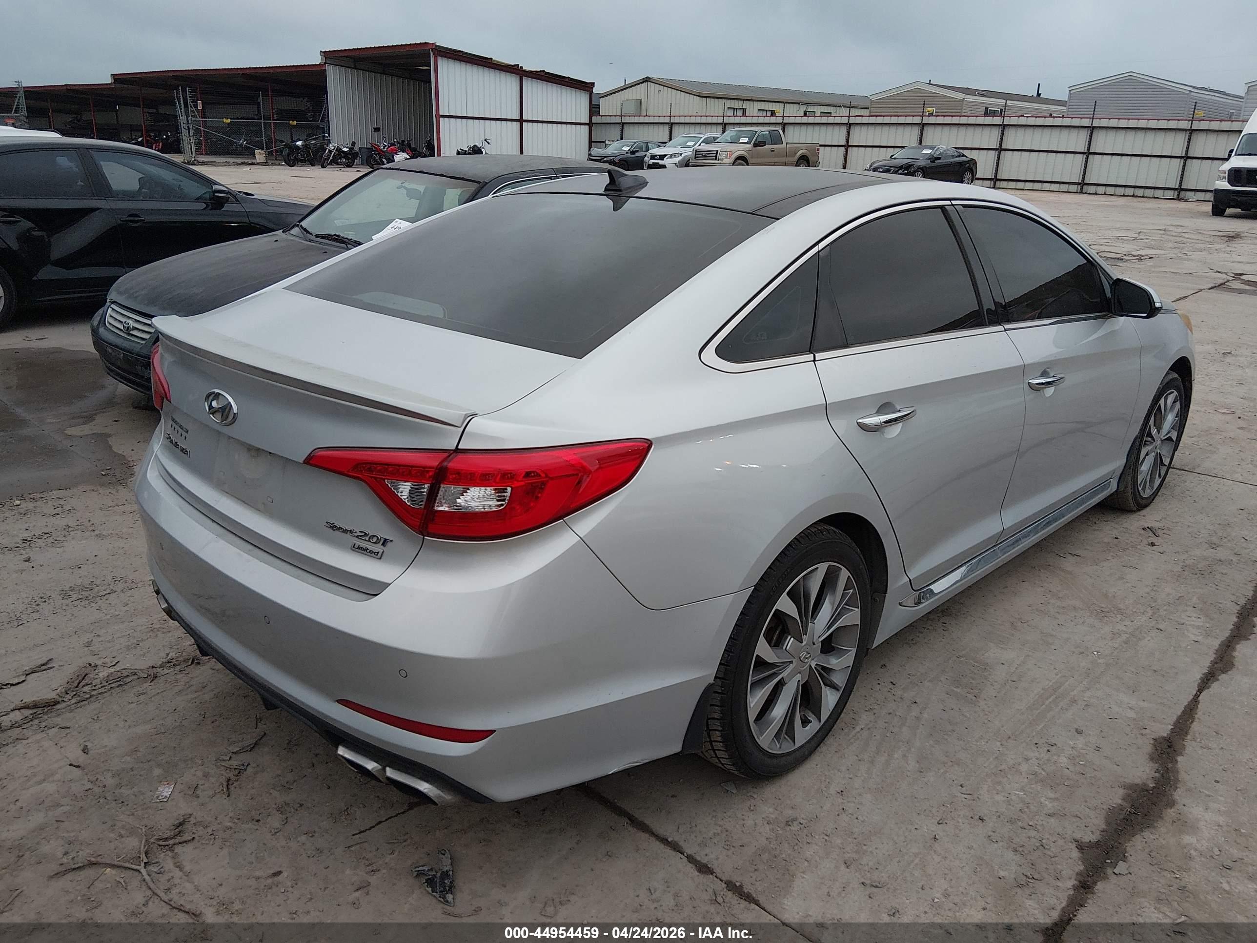 HYUNDAI SONATA image 4