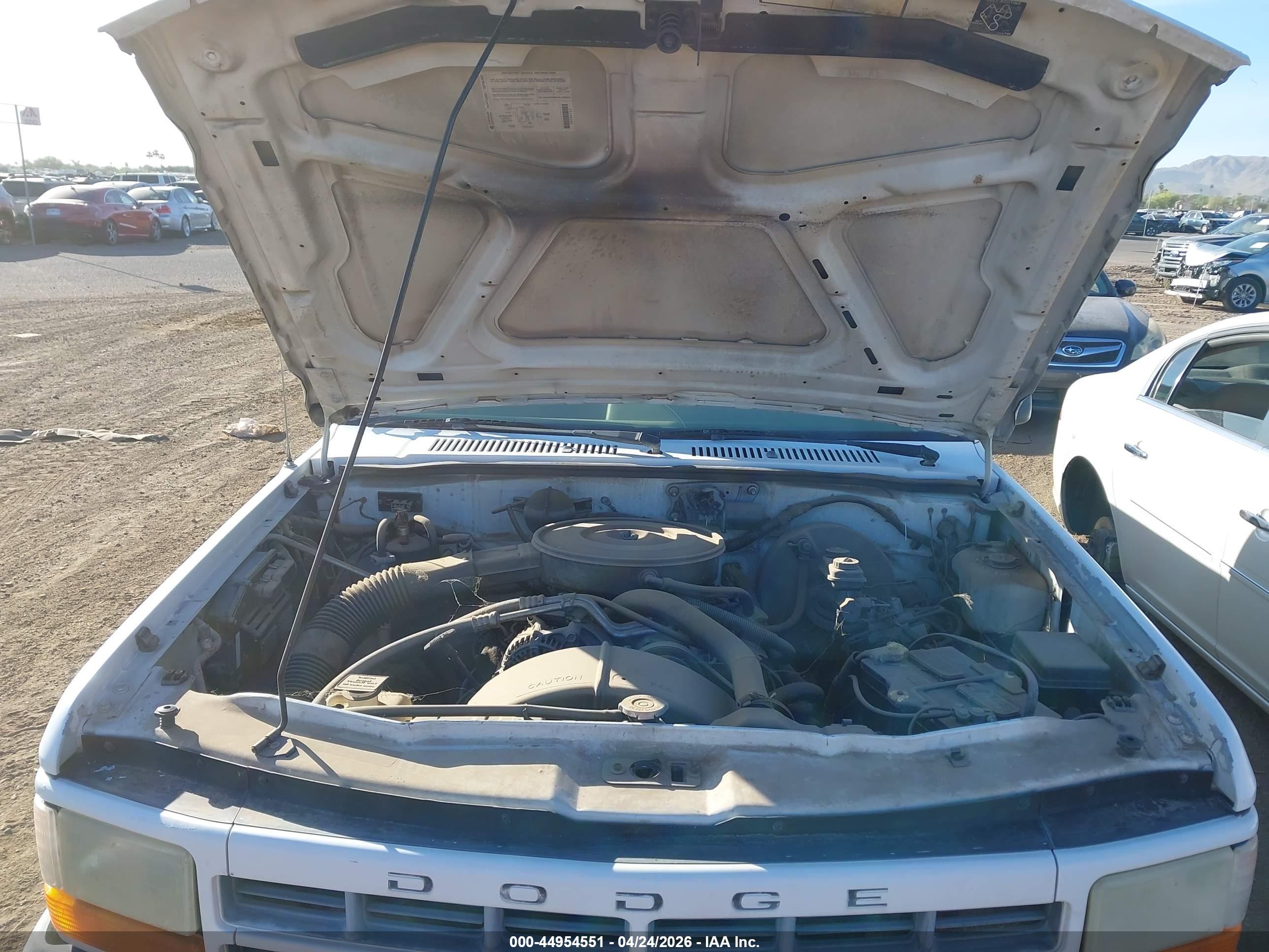 DODGE DAKOTA image 10
