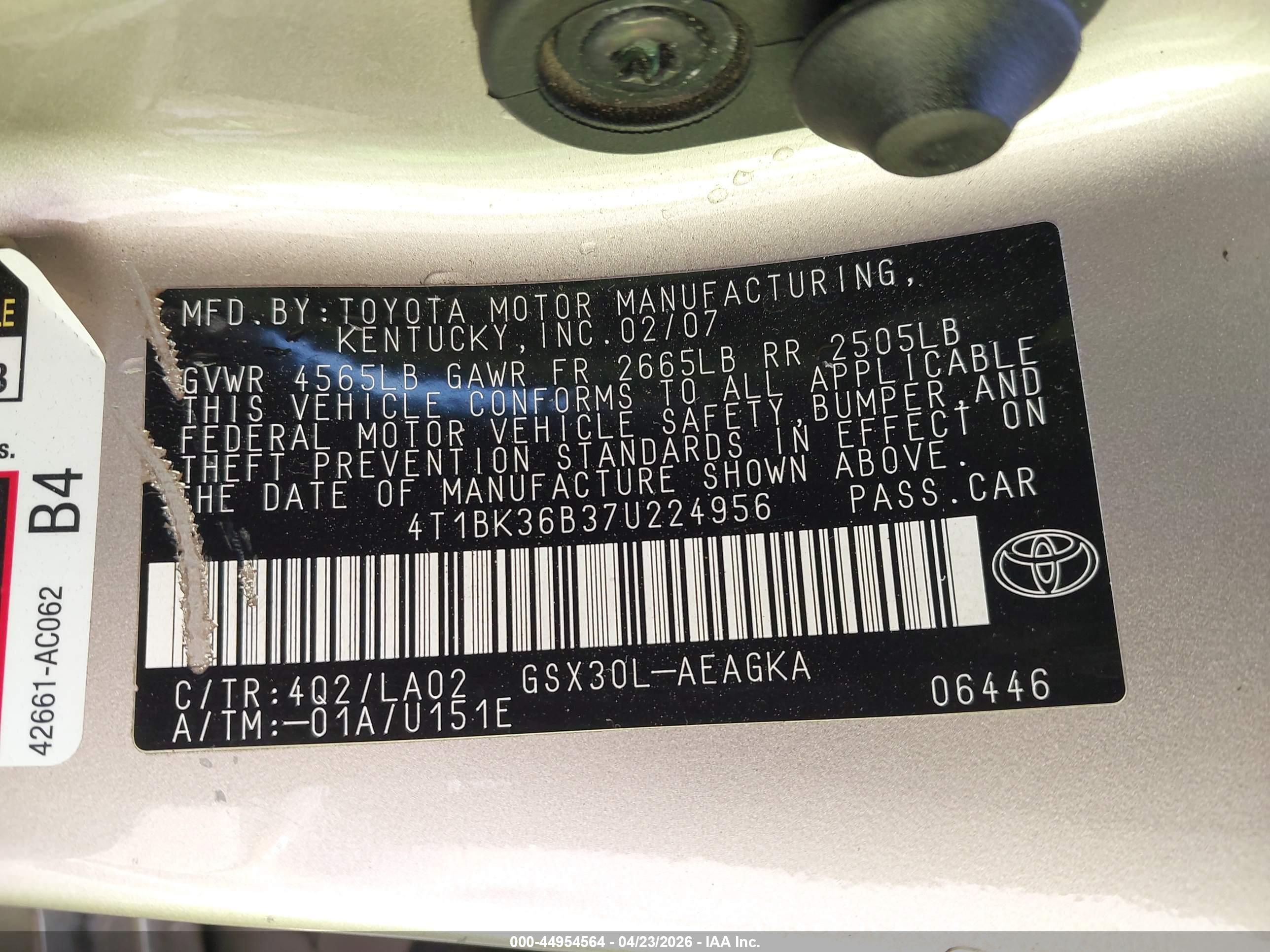 TOYOTA AVALON image 9