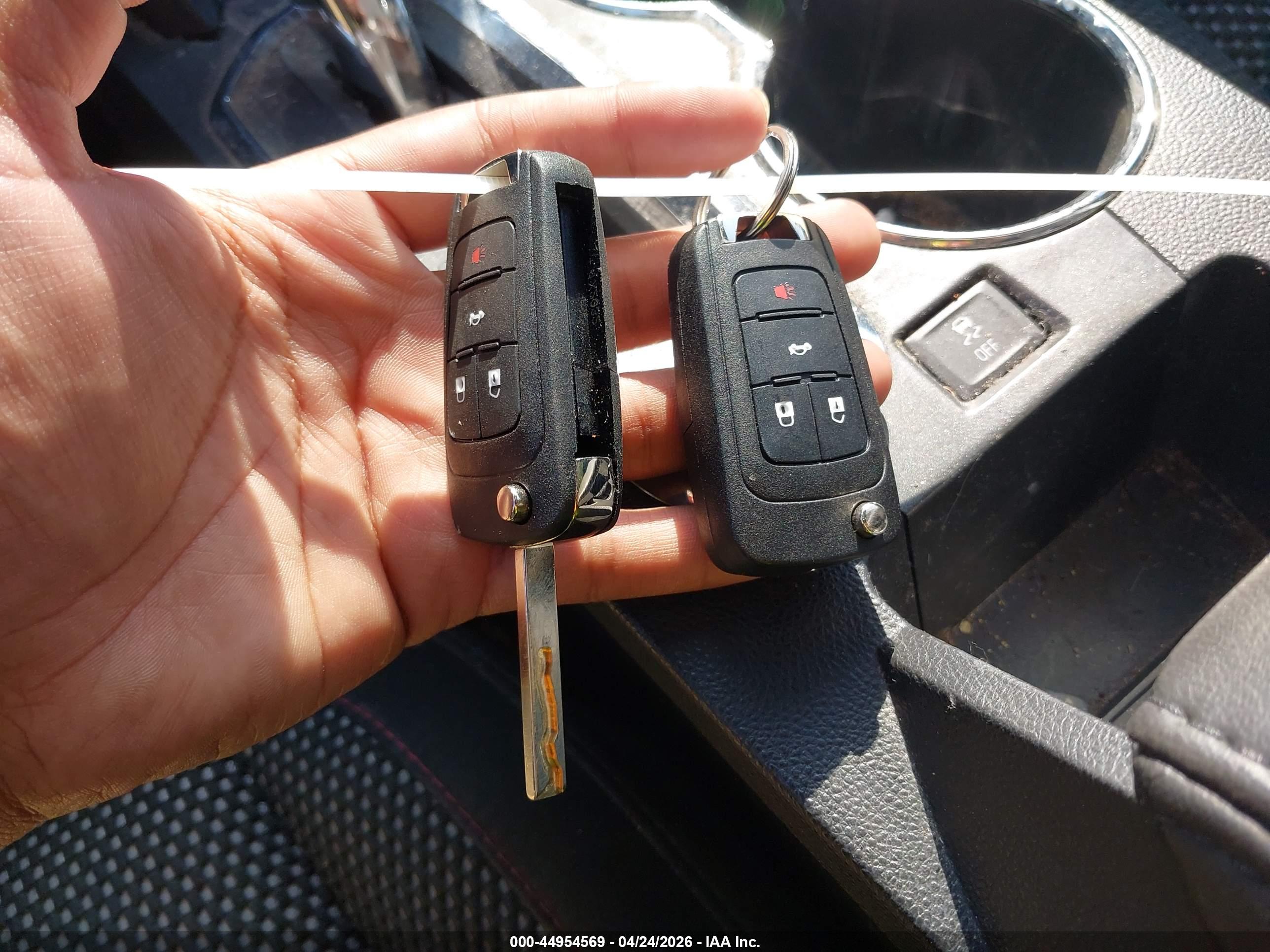 CHEVROLET EQUINOX image 11