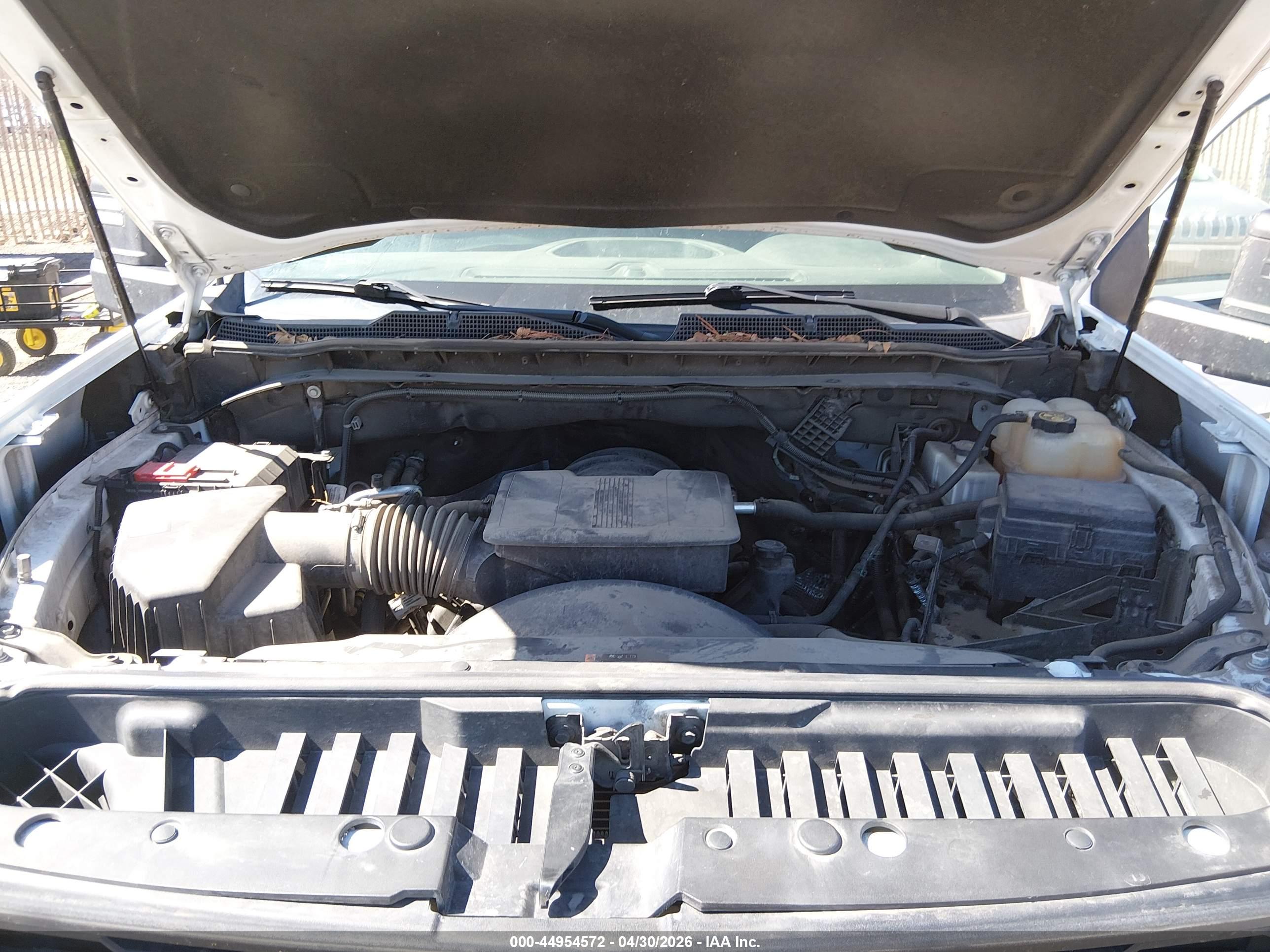 CHEVROLET SILVERADO image 10