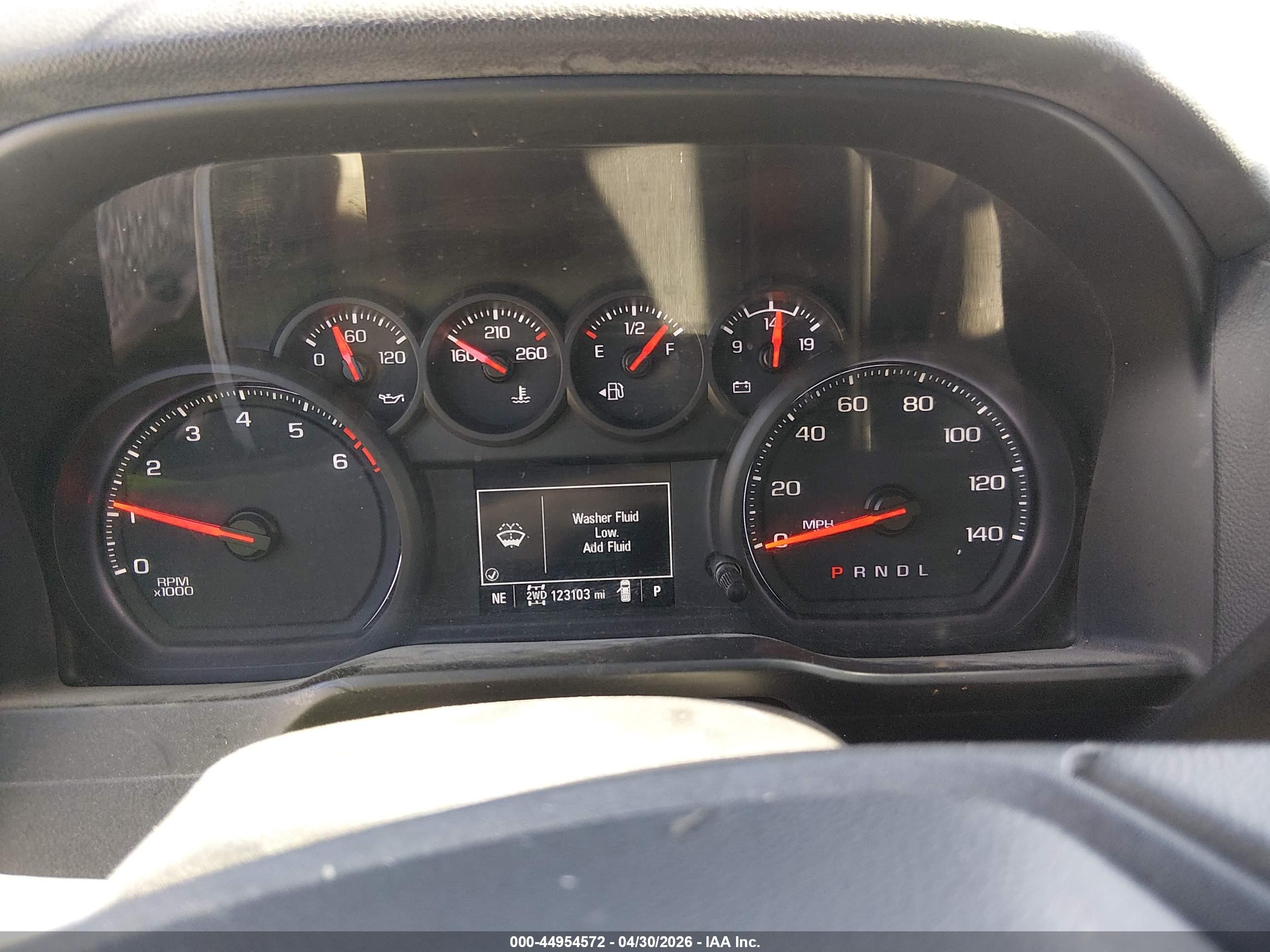 CHEVROLET SILVERADO image 7