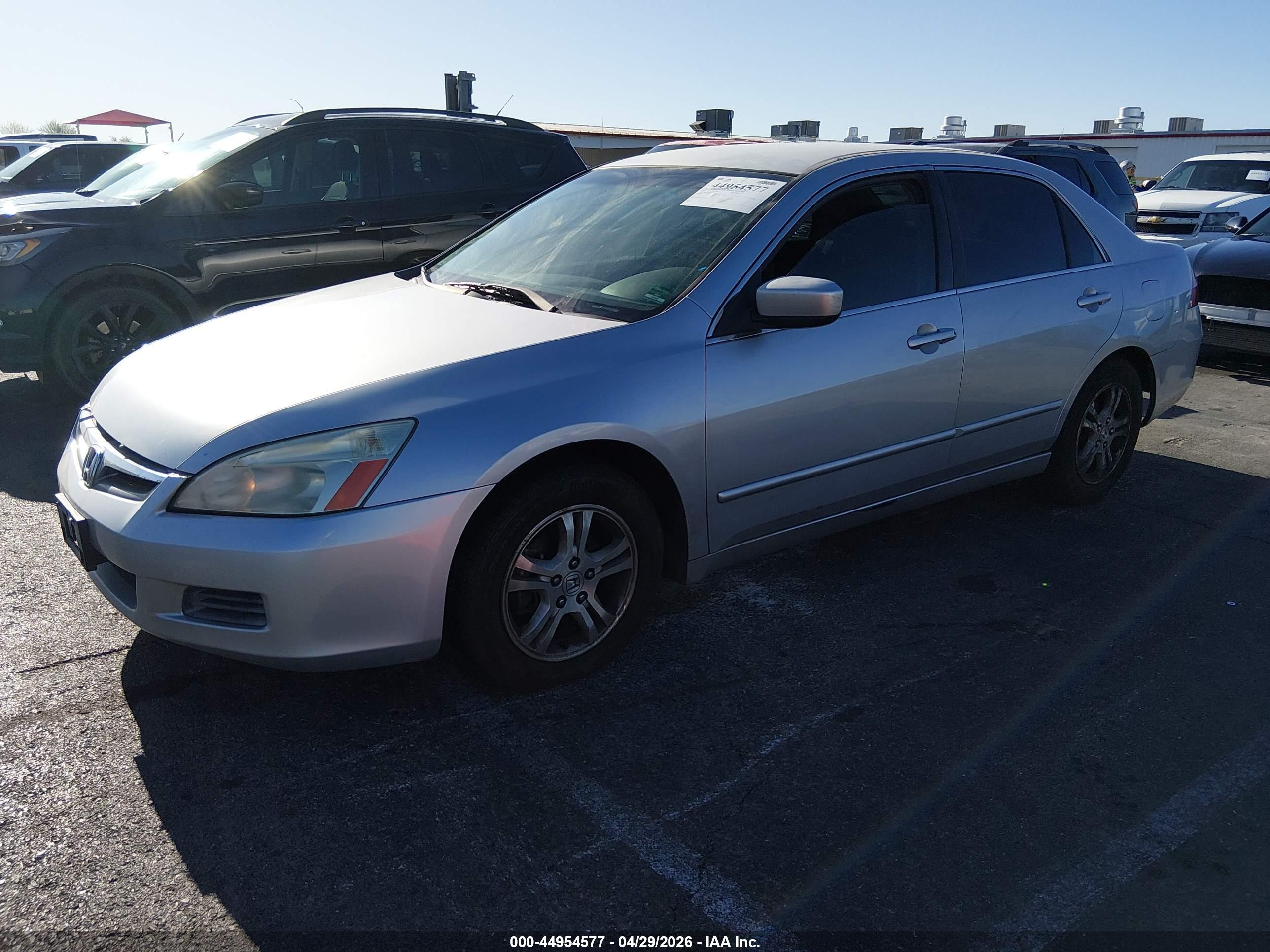HONDA ACCORD image 2