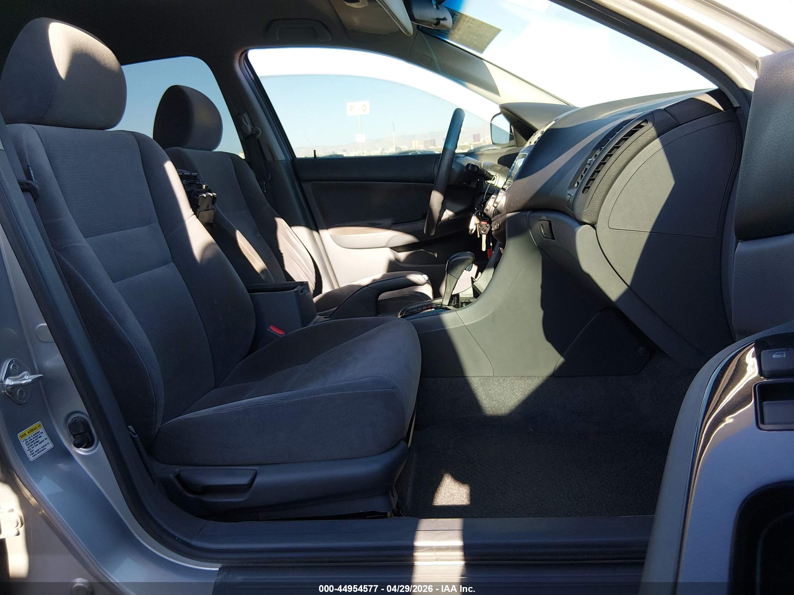 HONDA ACCORD image 5