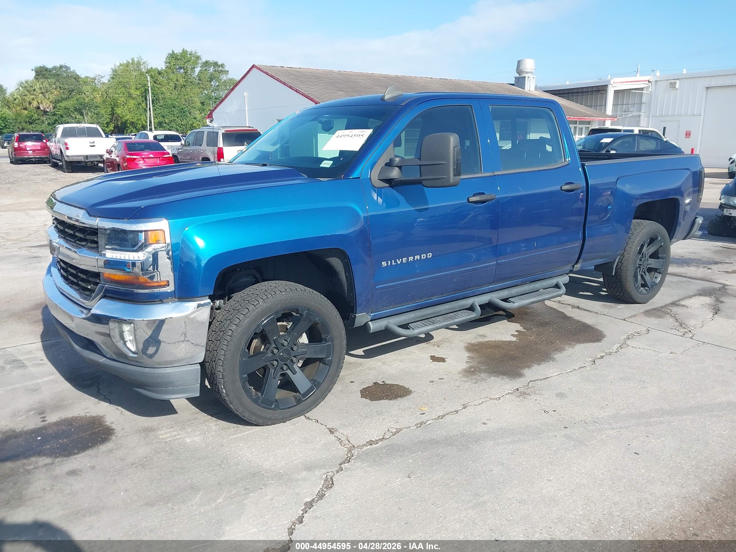 CHEVROLET SILVERADO image 2