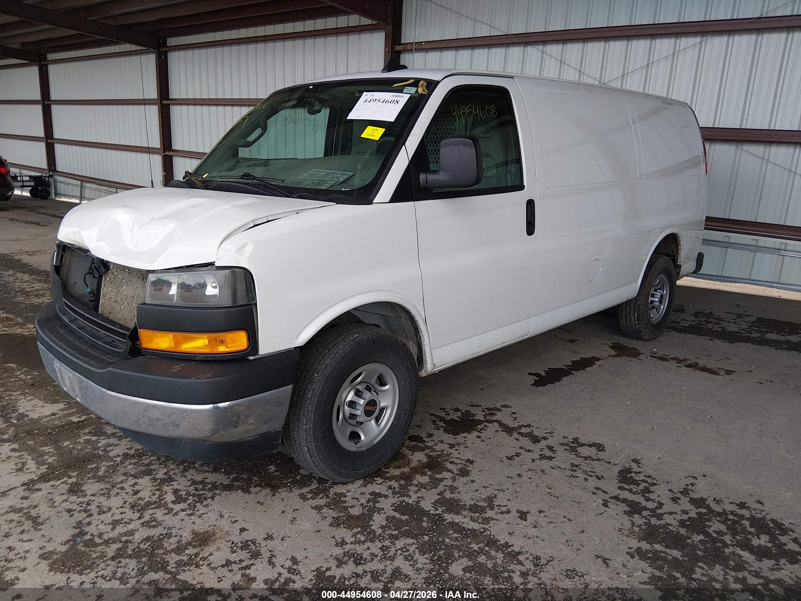 GMC SAVANA image 2