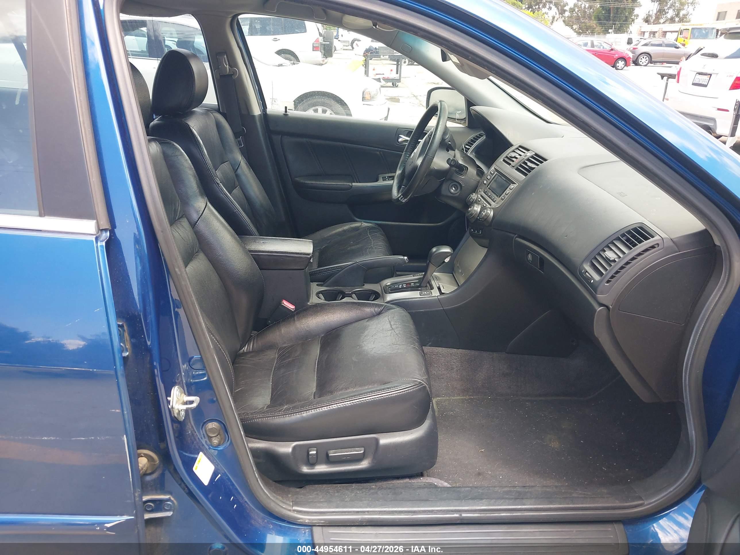 HONDA ACCORD image 5
