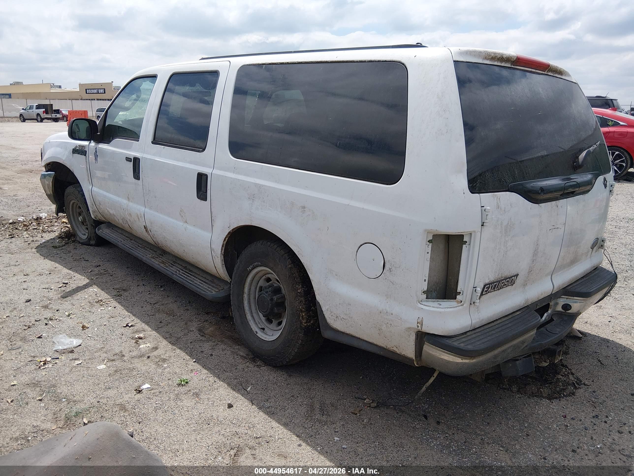 FORD EXCURSION image 3