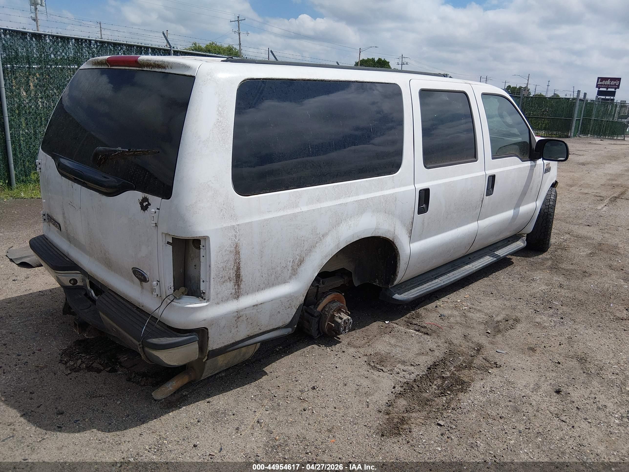 FORD EXCURSION image 4