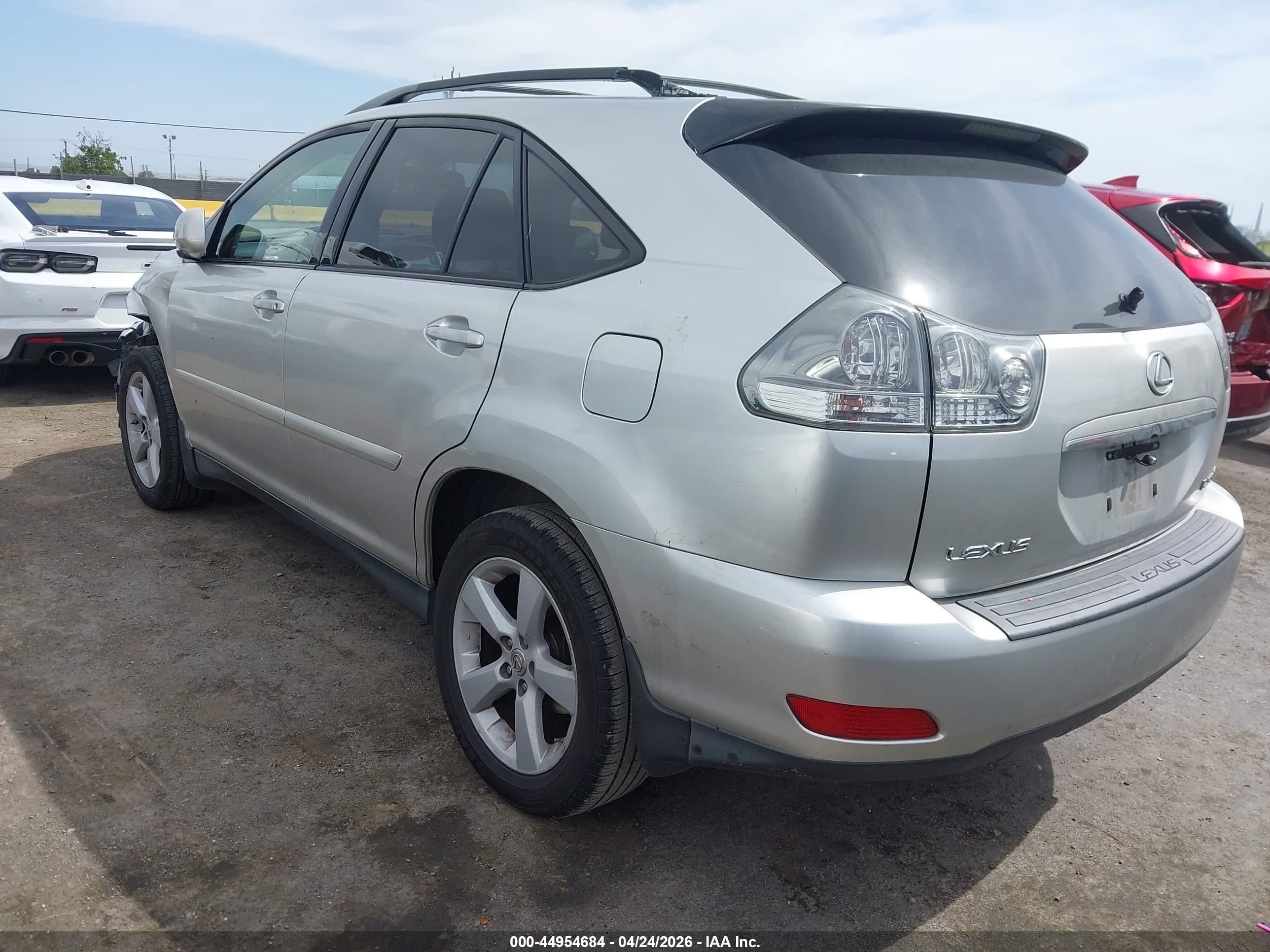 LEXUS RX image 3