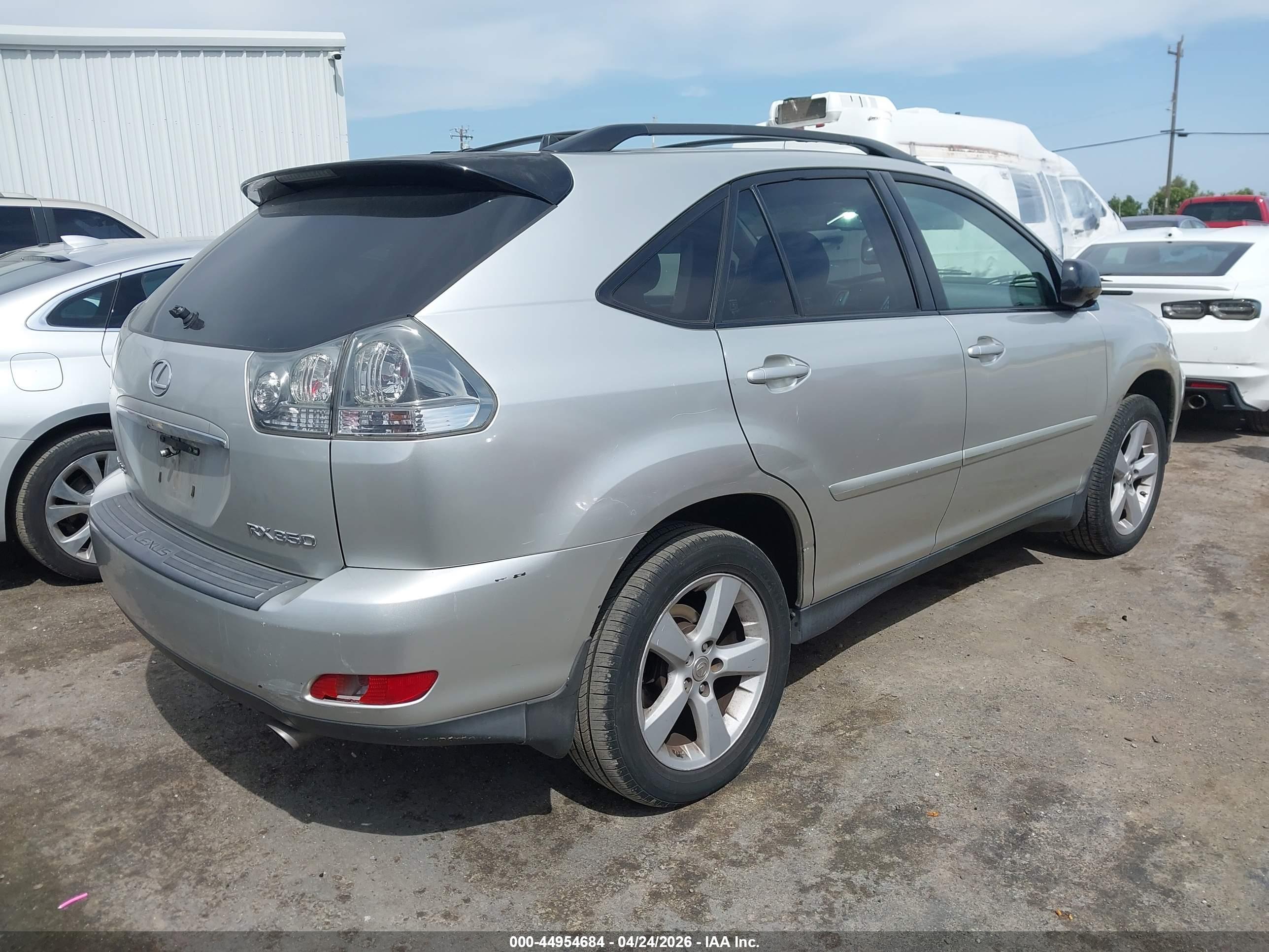 LEXUS RX image 4