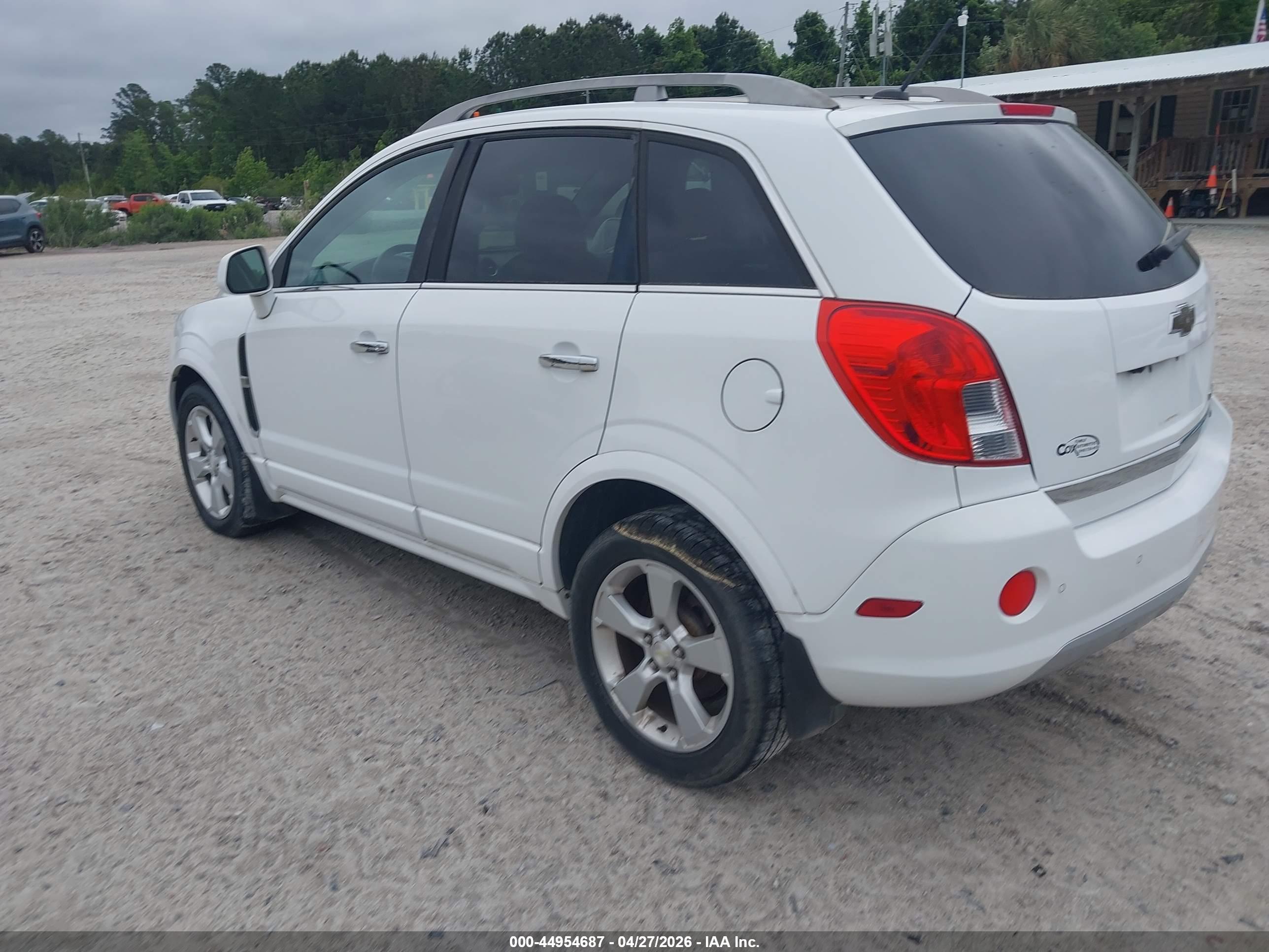 CHEVROLET CAPTIVA image 3