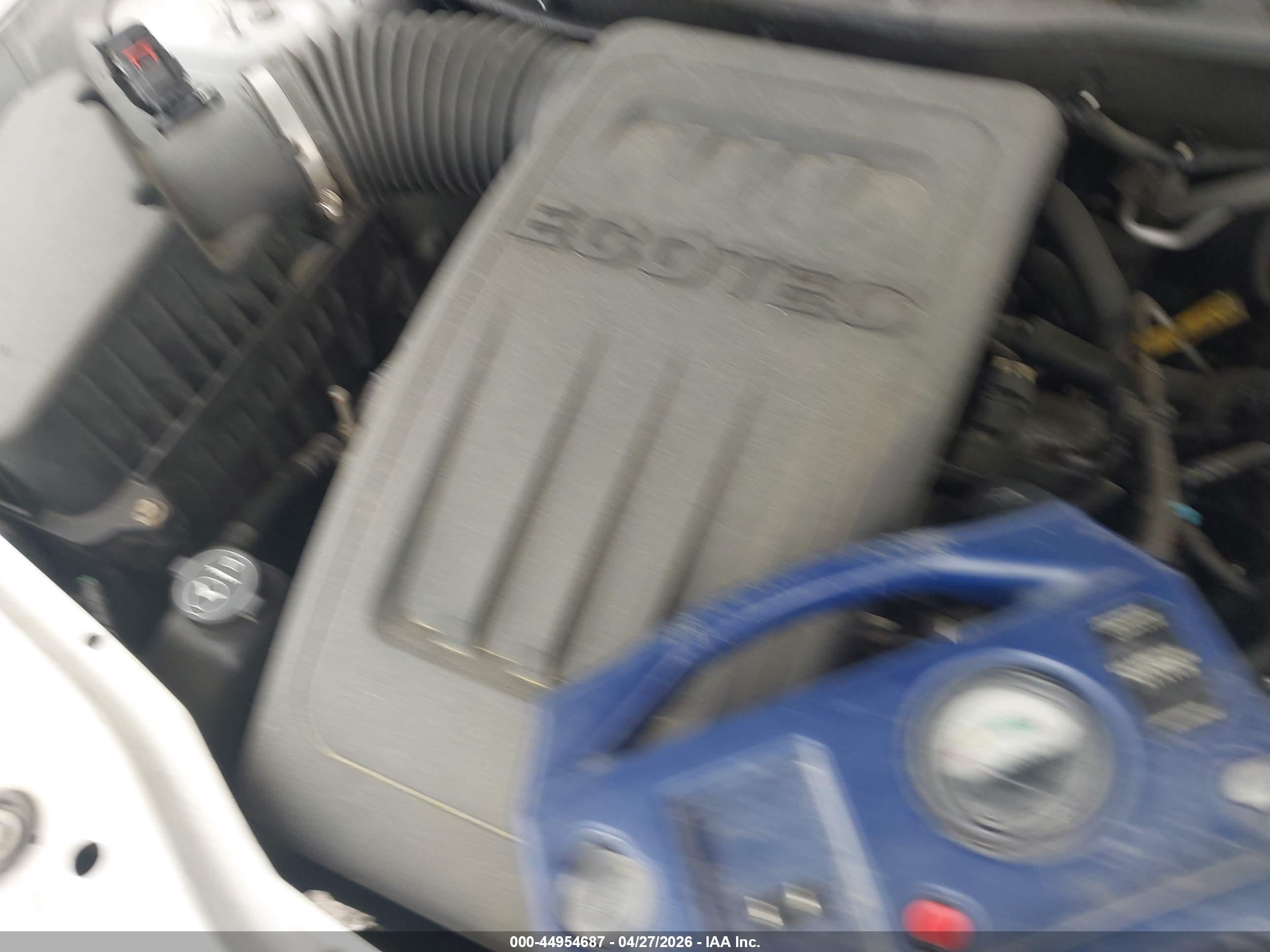 CHEVROLET CAPTIVA image 6