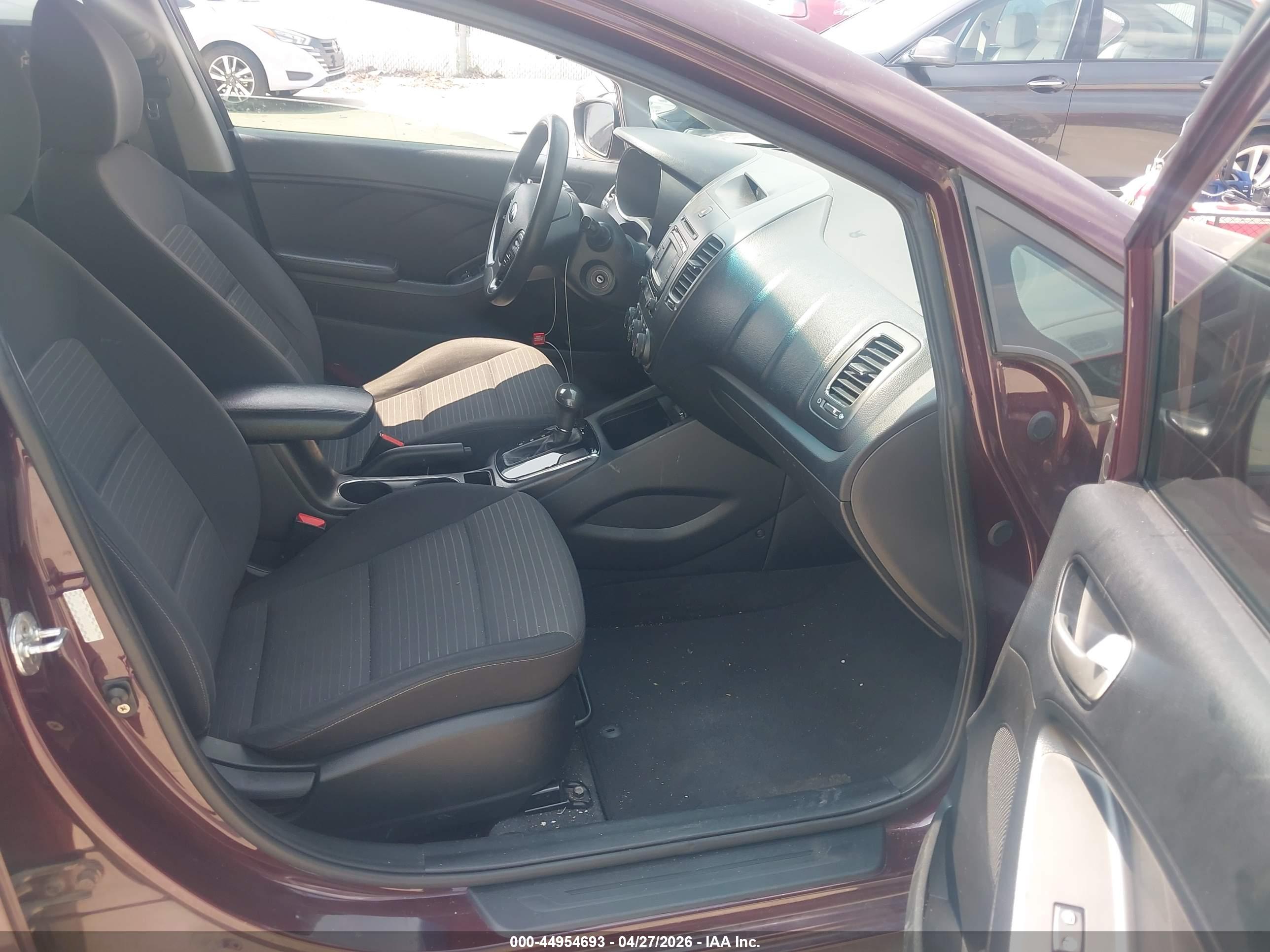 KIA FORTE image 5