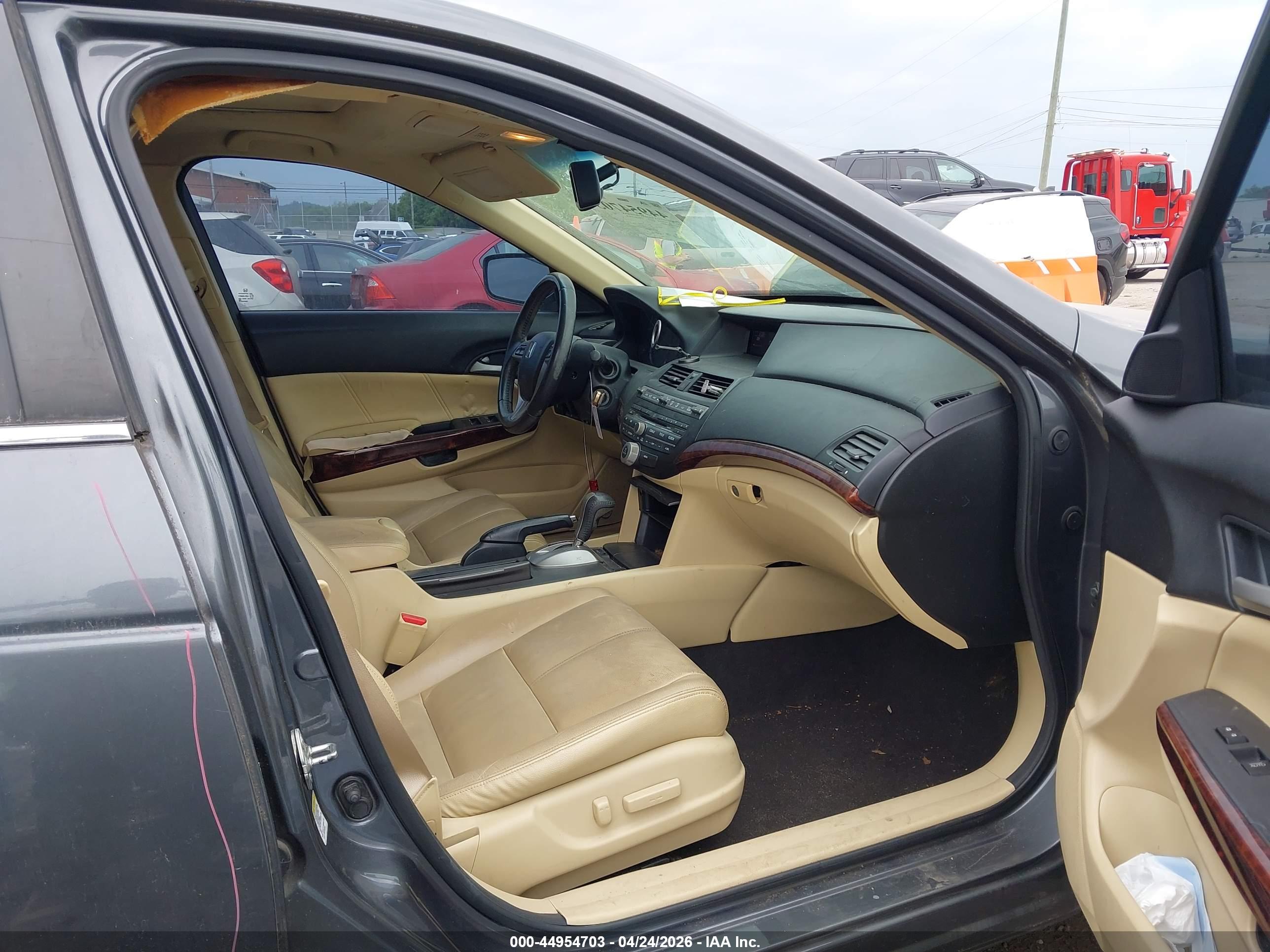 HONDA CROSSTOUR image 5