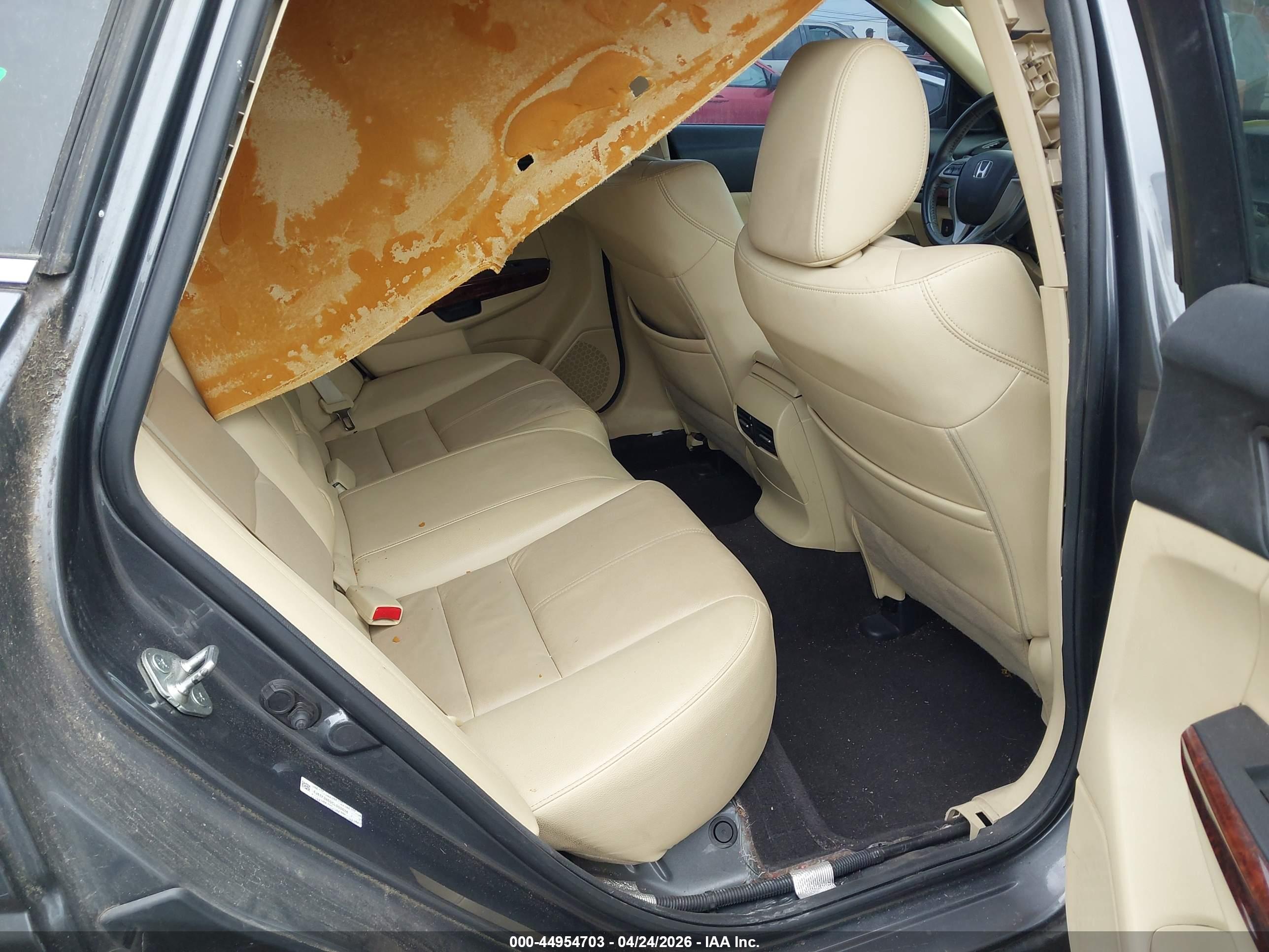 HONDA CROSSTOUR image 8
