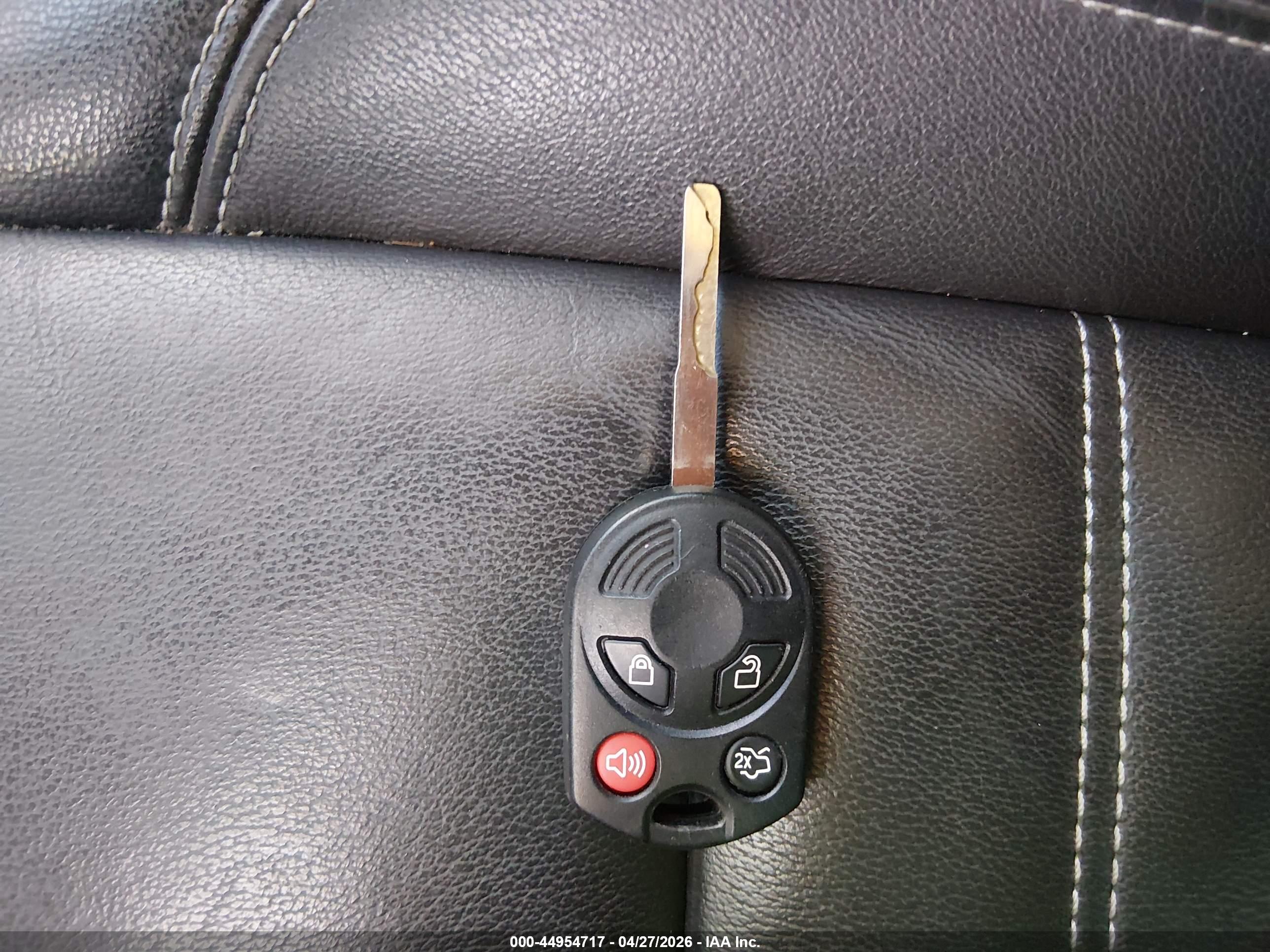 FORD ESCAPE image 11