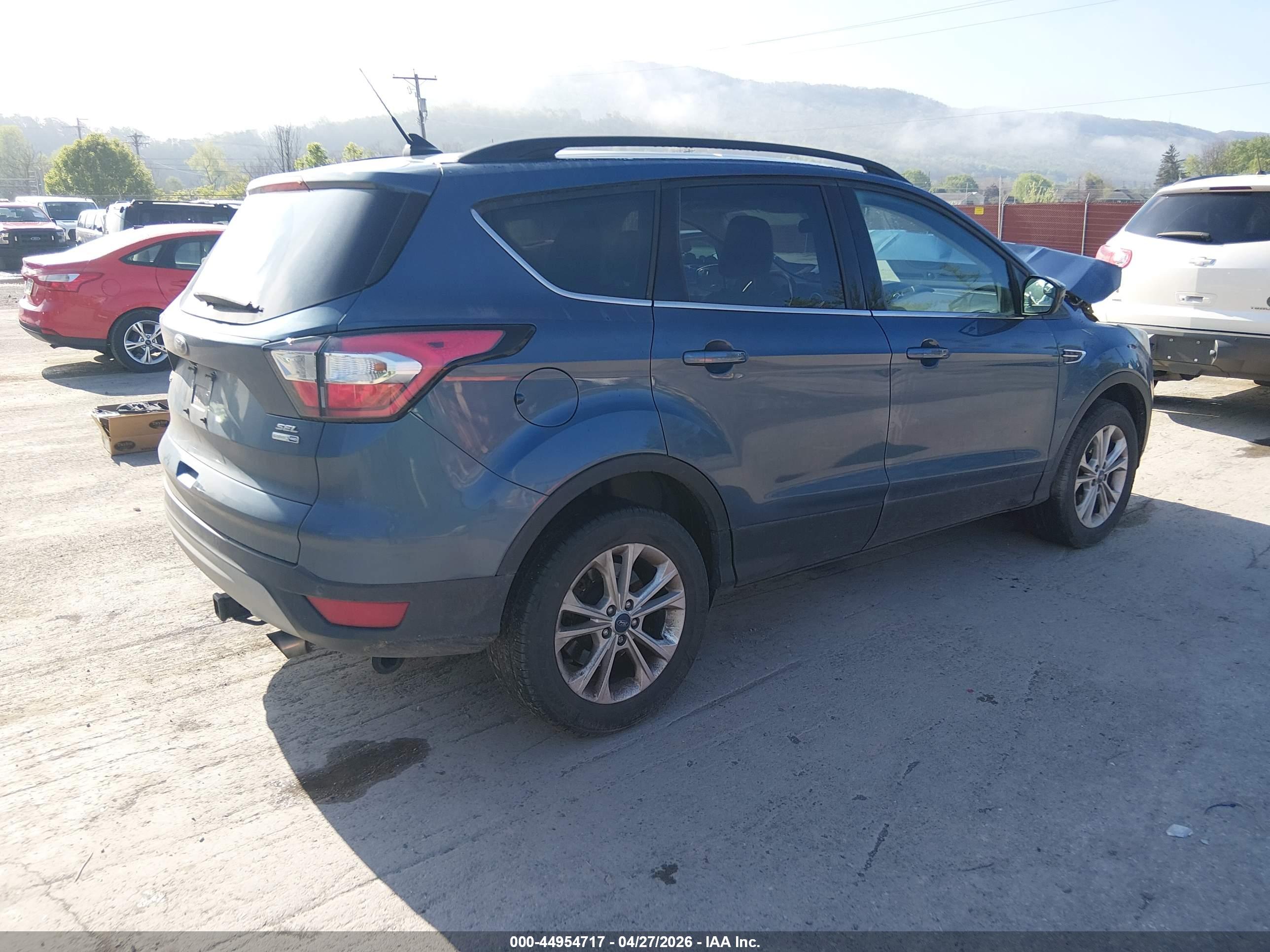FORD ESCAPE image 4