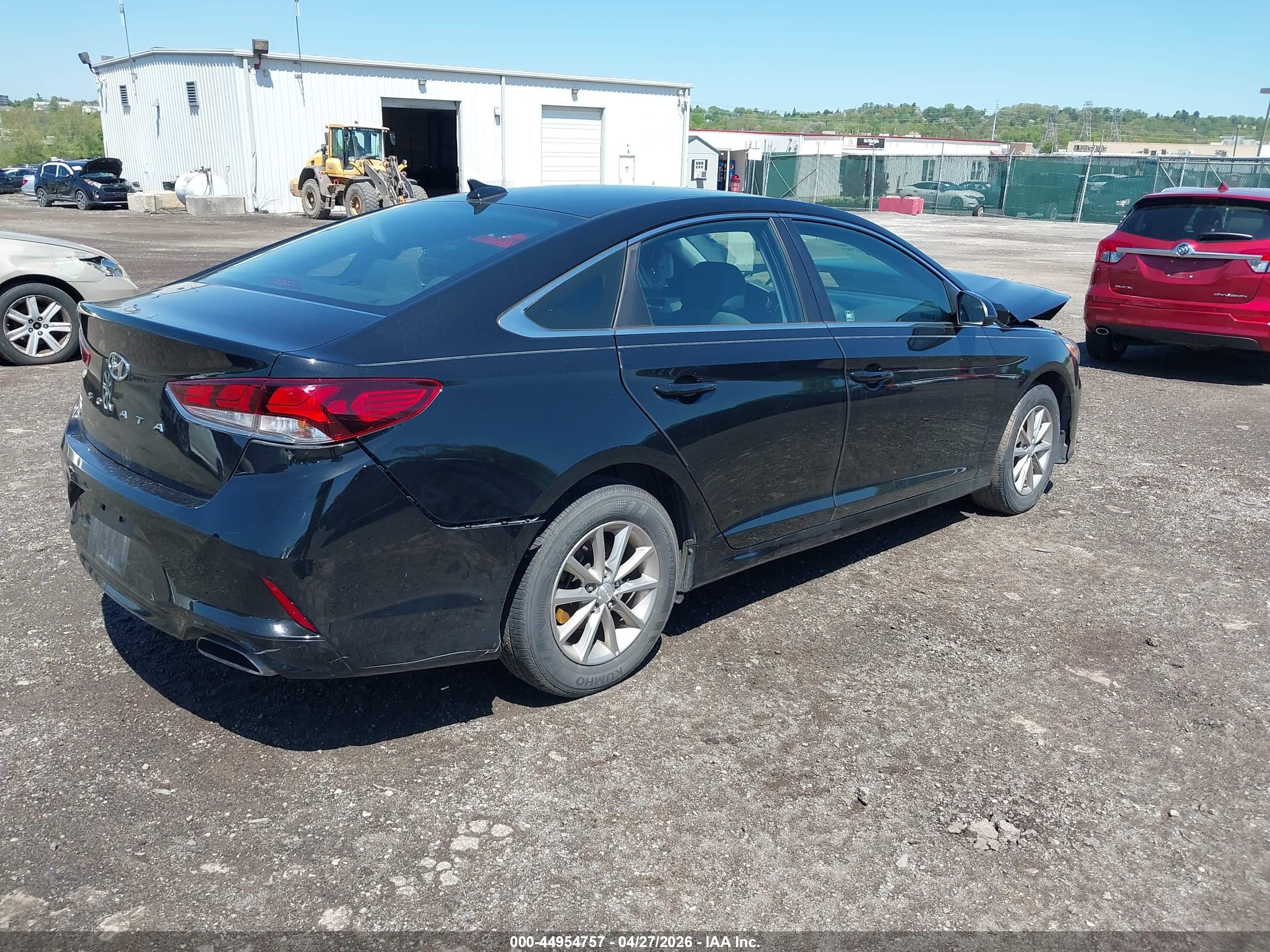 HYUNDAI SONATA image 4