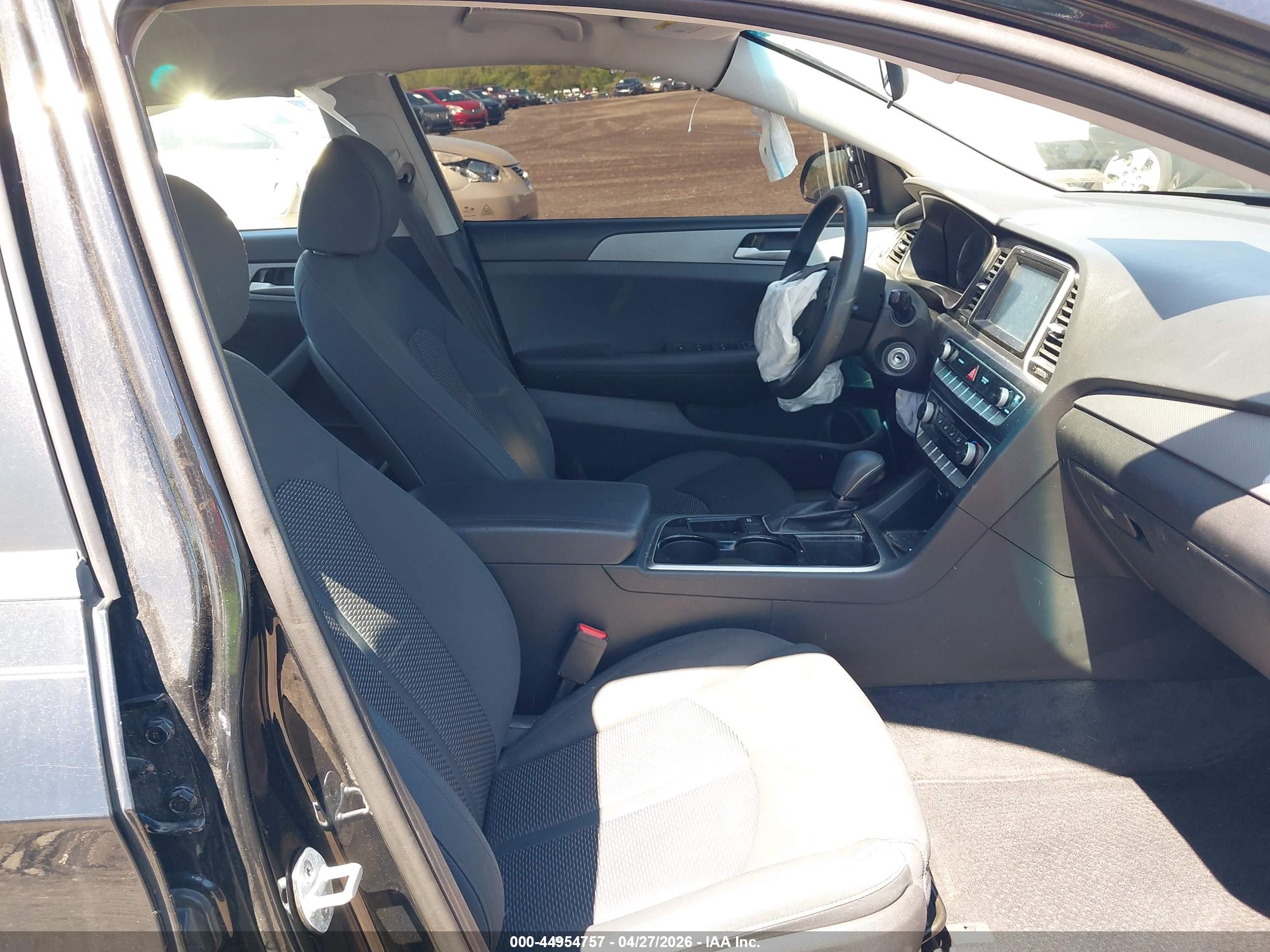 HYUNDAI SONATA image 5