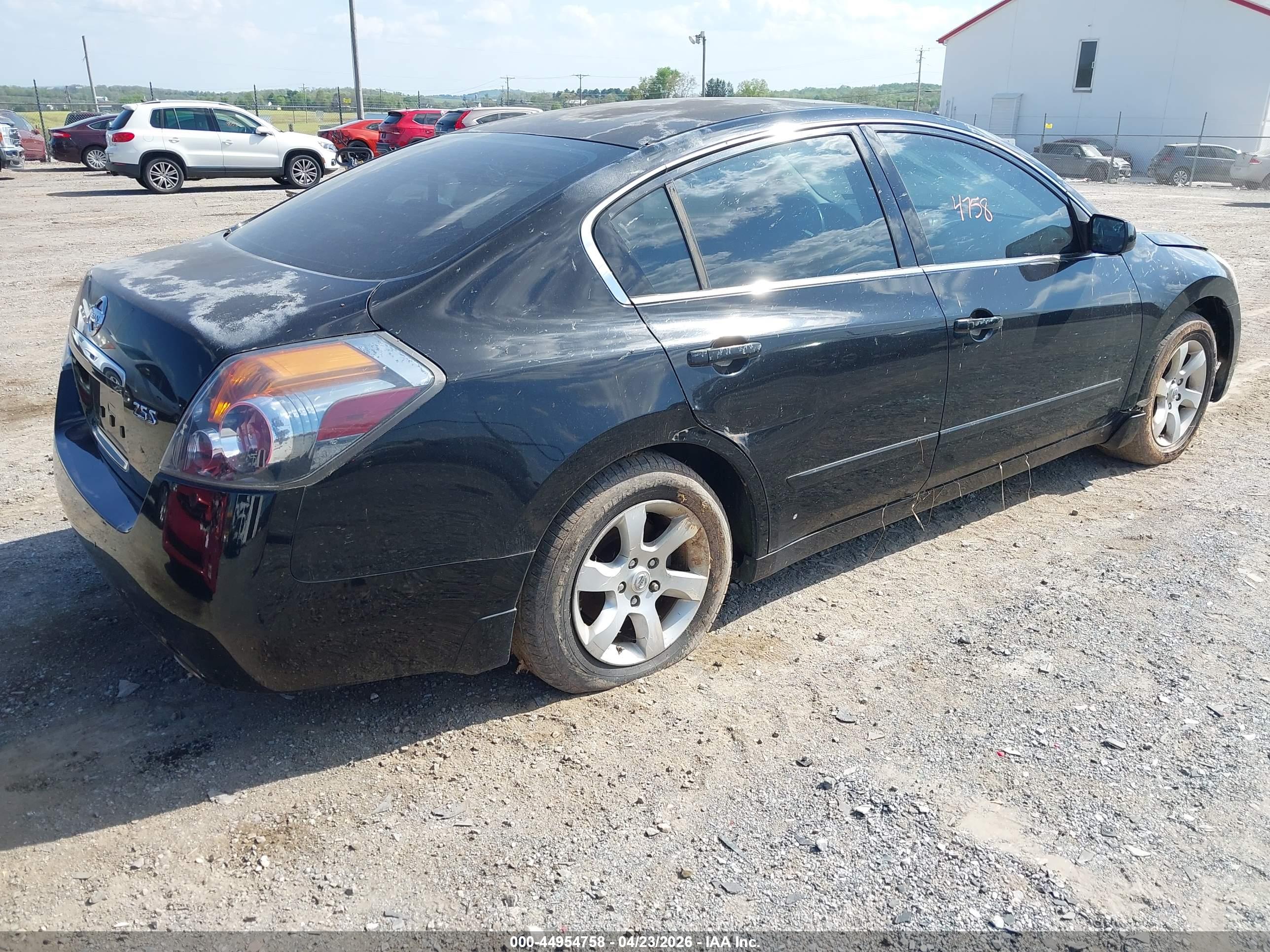 NISSAN ALTIMA image 4