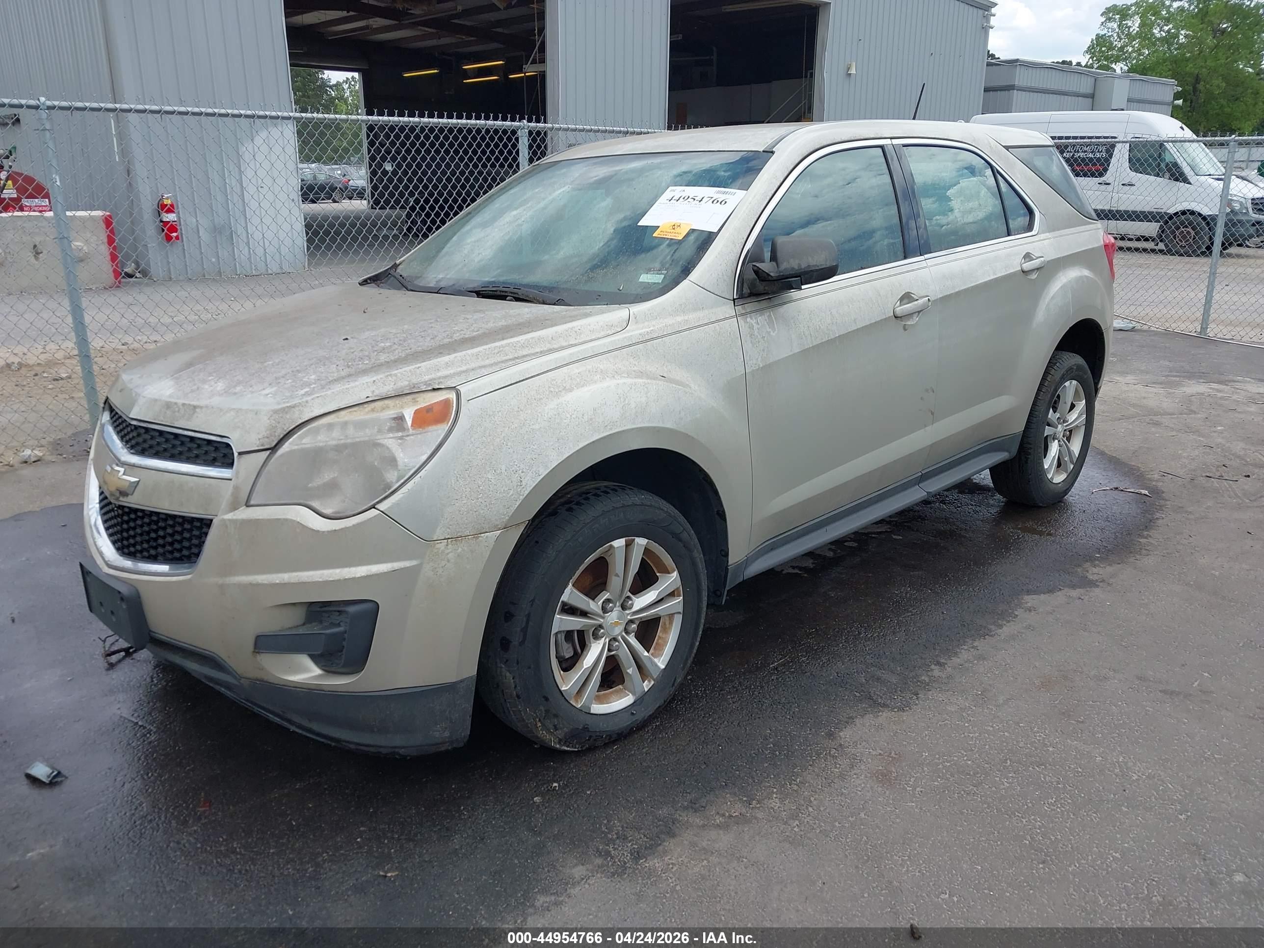 CHEVROLET EQUINOX image 2
