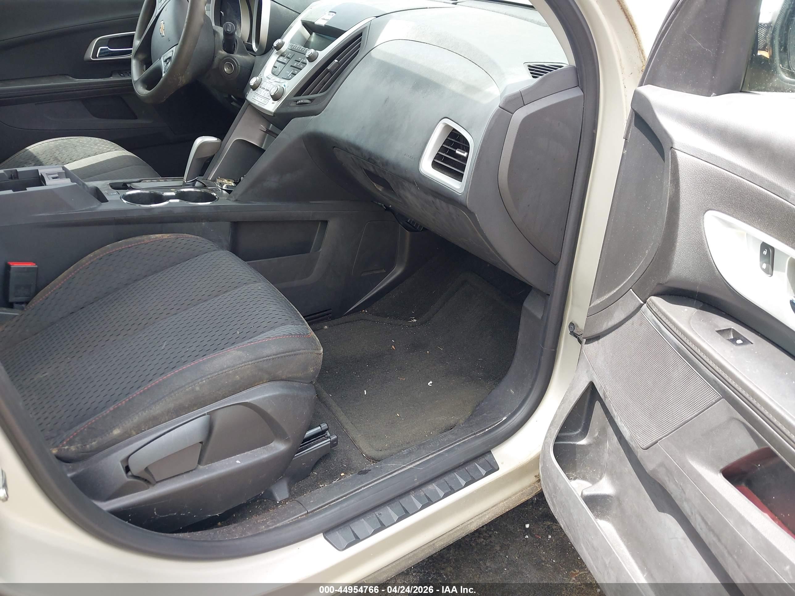 CHEVROLET EQUINOX image 5