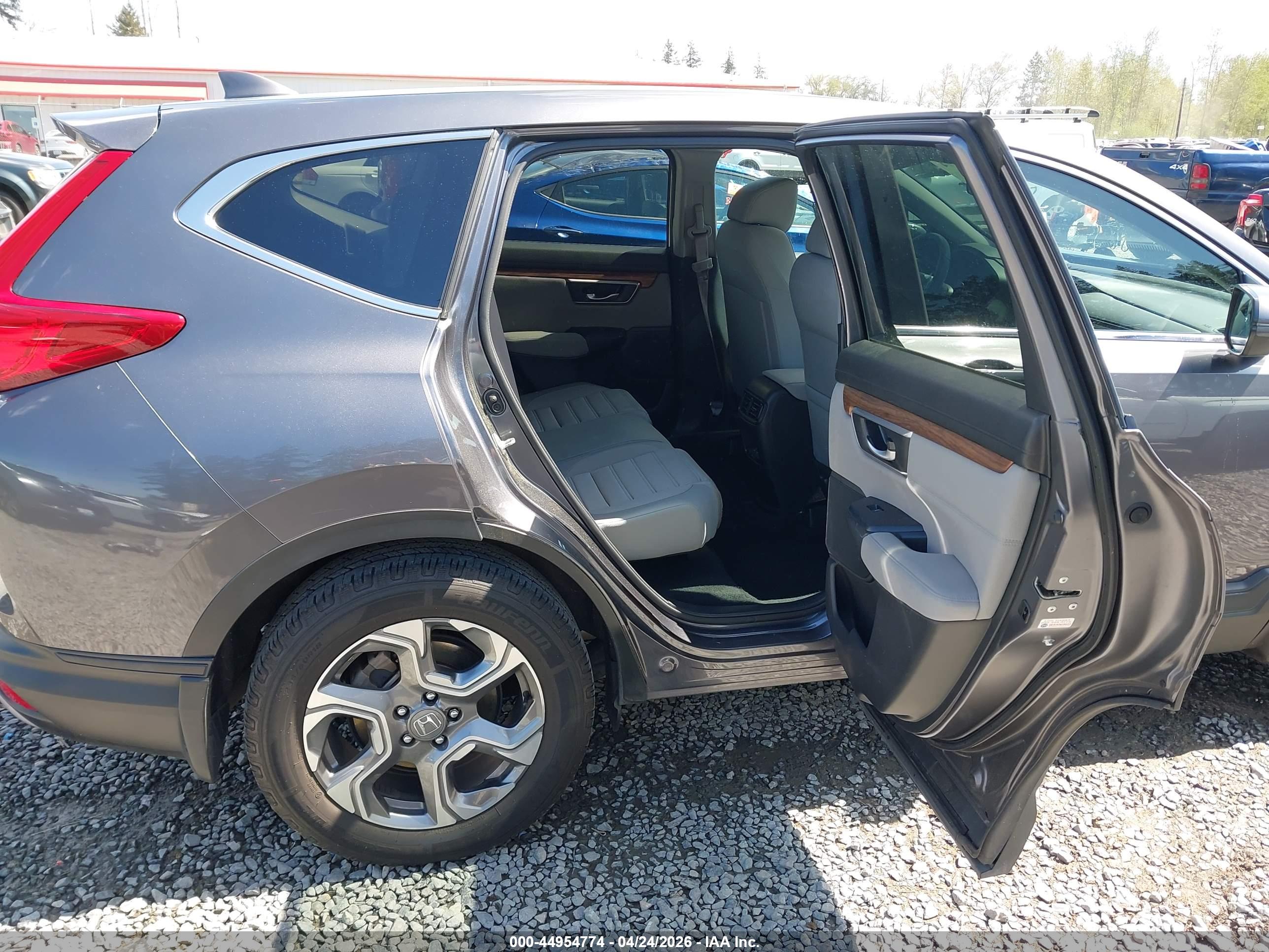 HONDA CR-V image 8