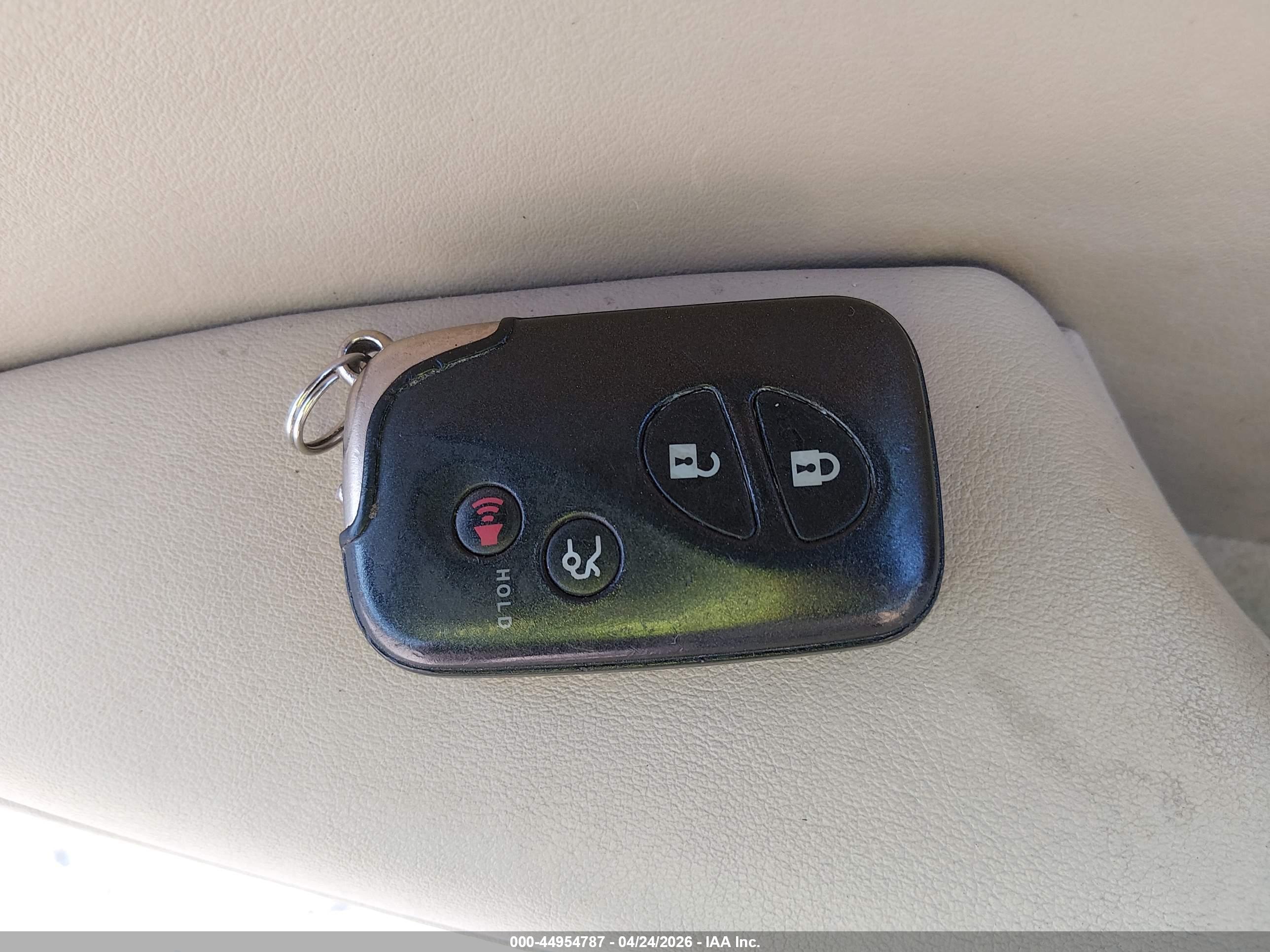 LEXUS ES image 11
