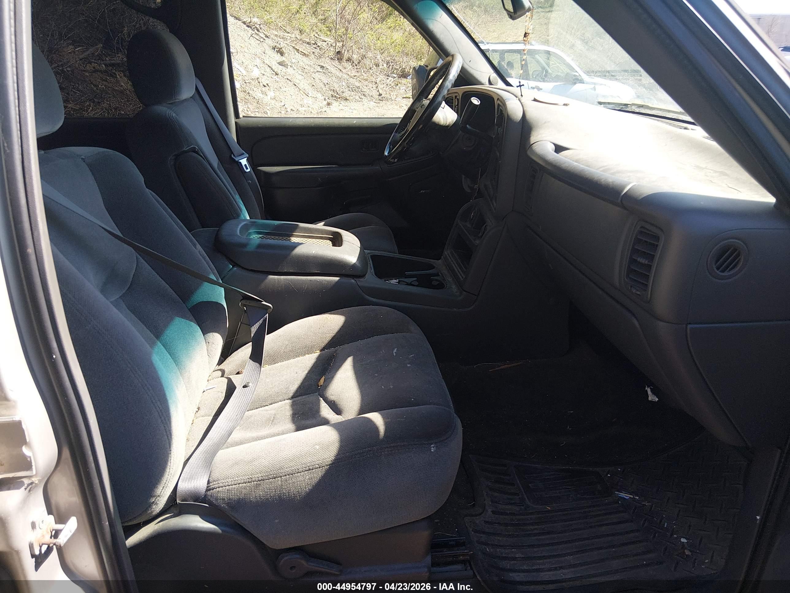 GMC SIERRA image 5
