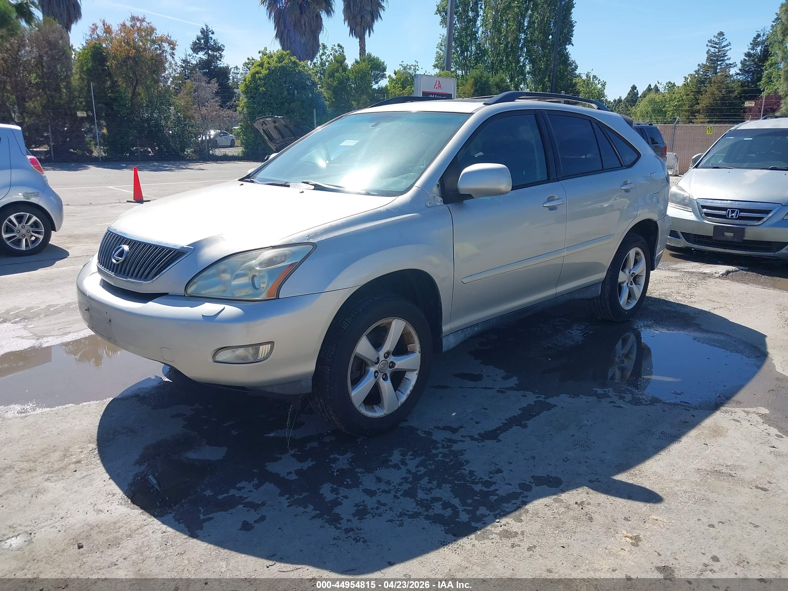 LEXUS RX image 2