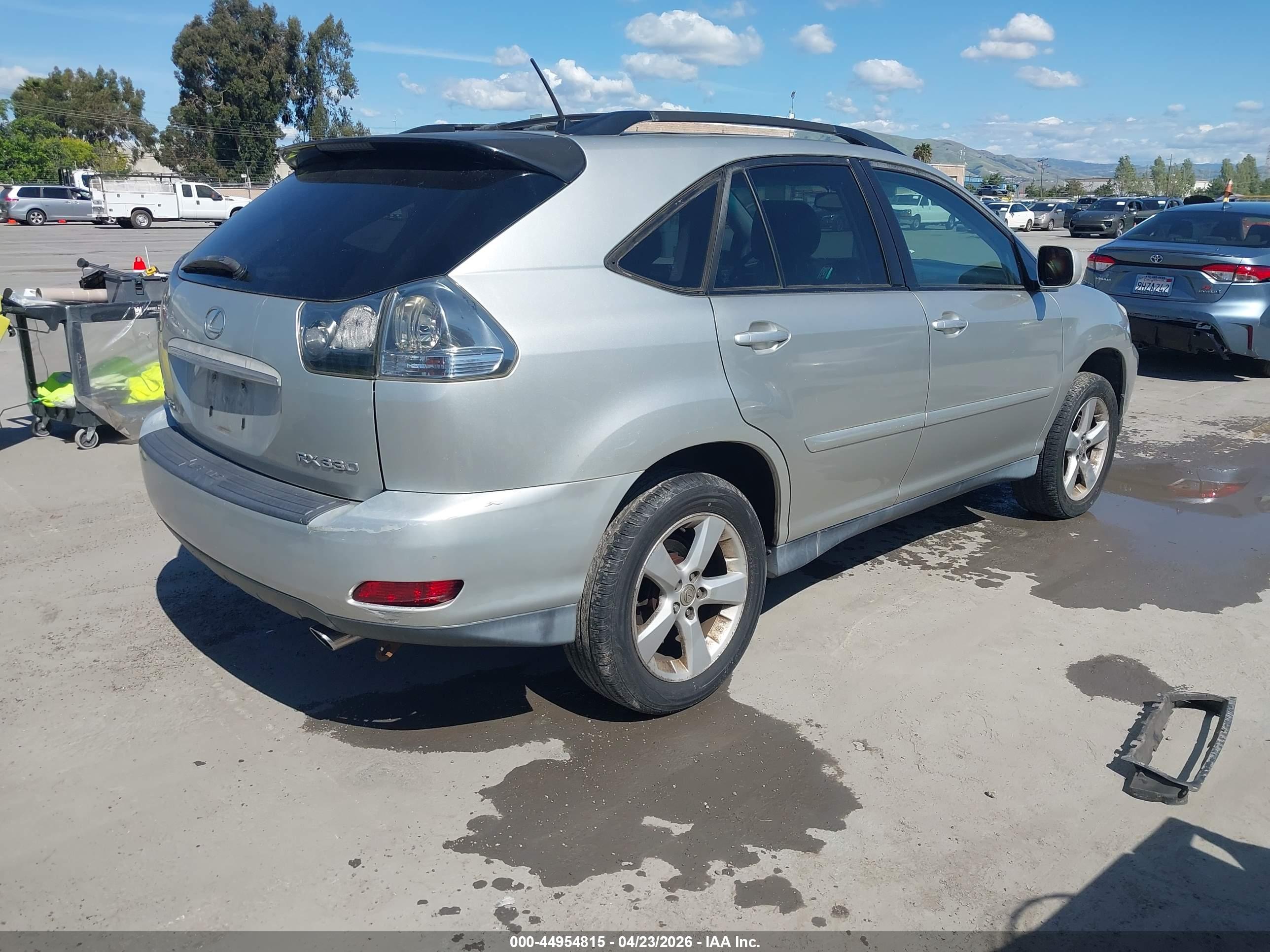 LEXUS RX image 4