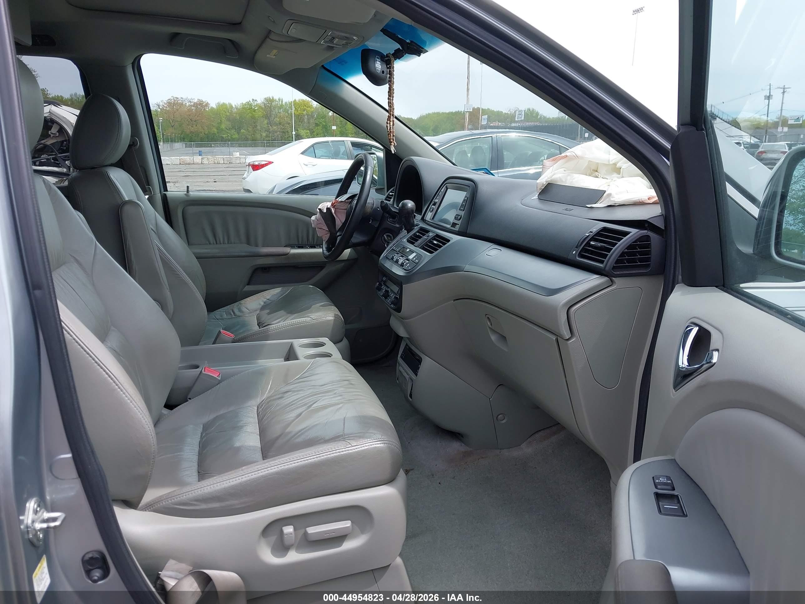 HONDA ODYSSEY image 5