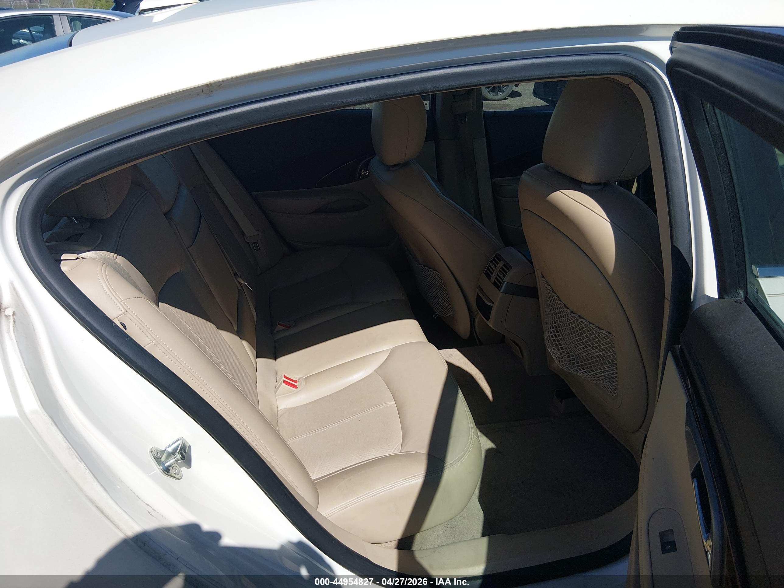 BUICK LACROSSE image 8