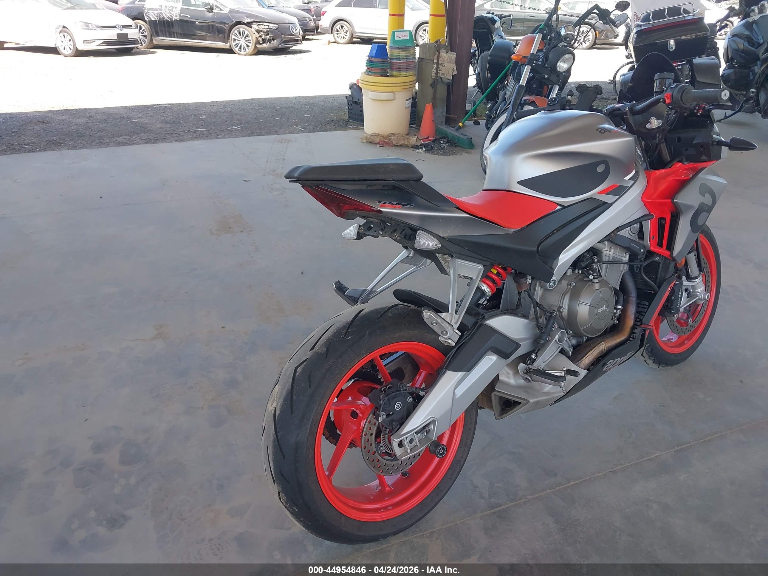 APRILIA TUONO image 4