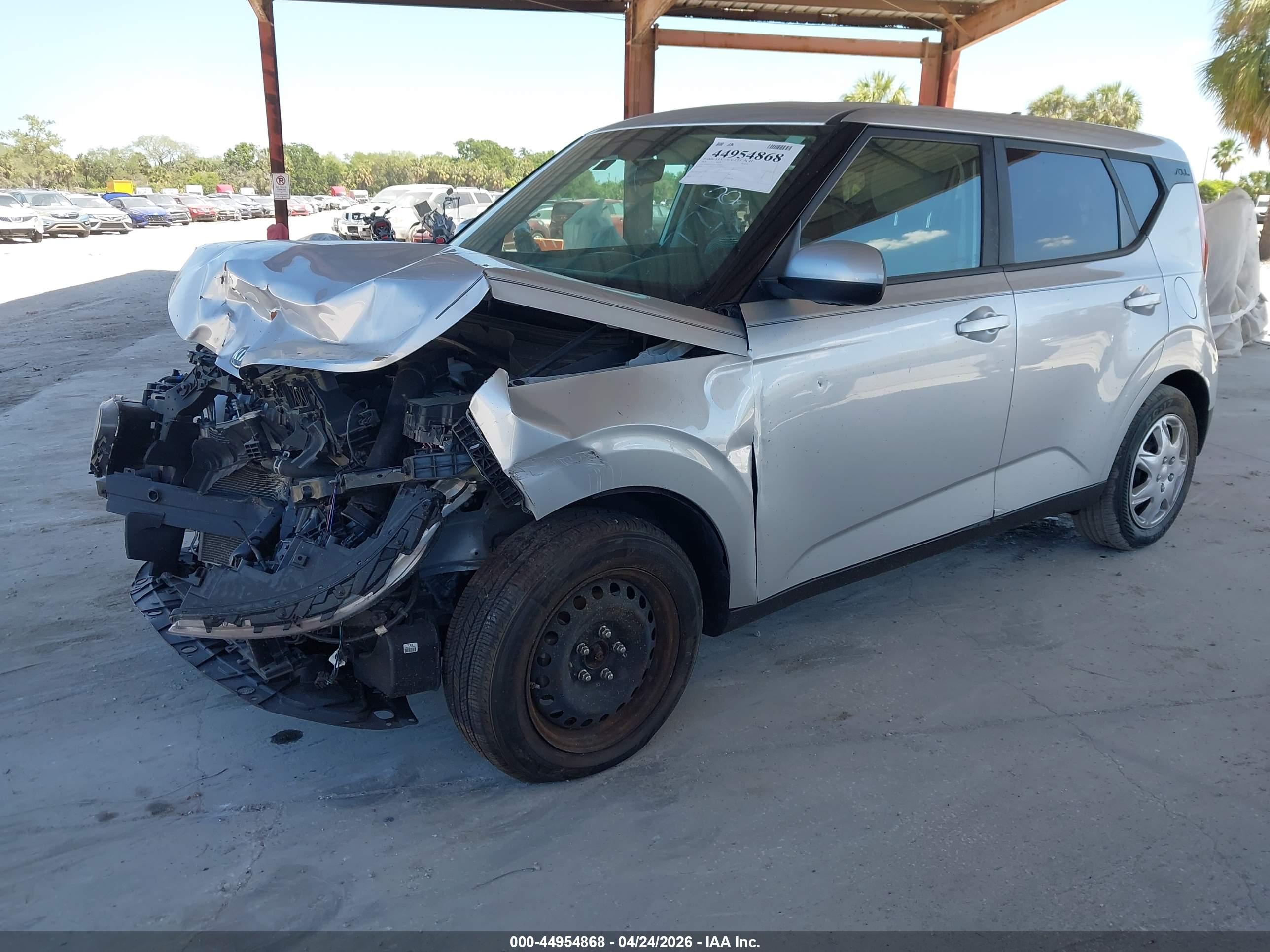 KIA SOUL image 2