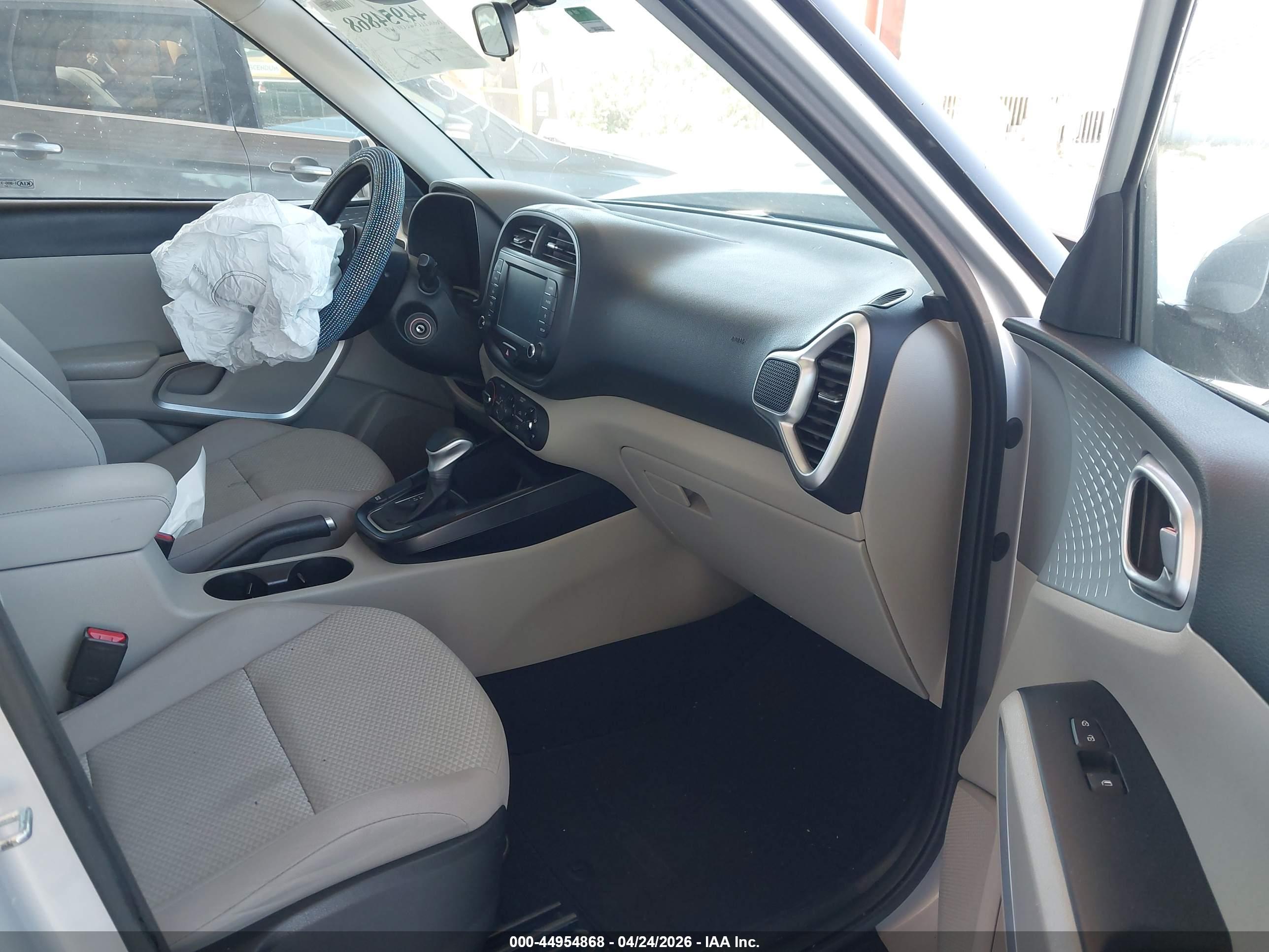KIA SOUL image 5